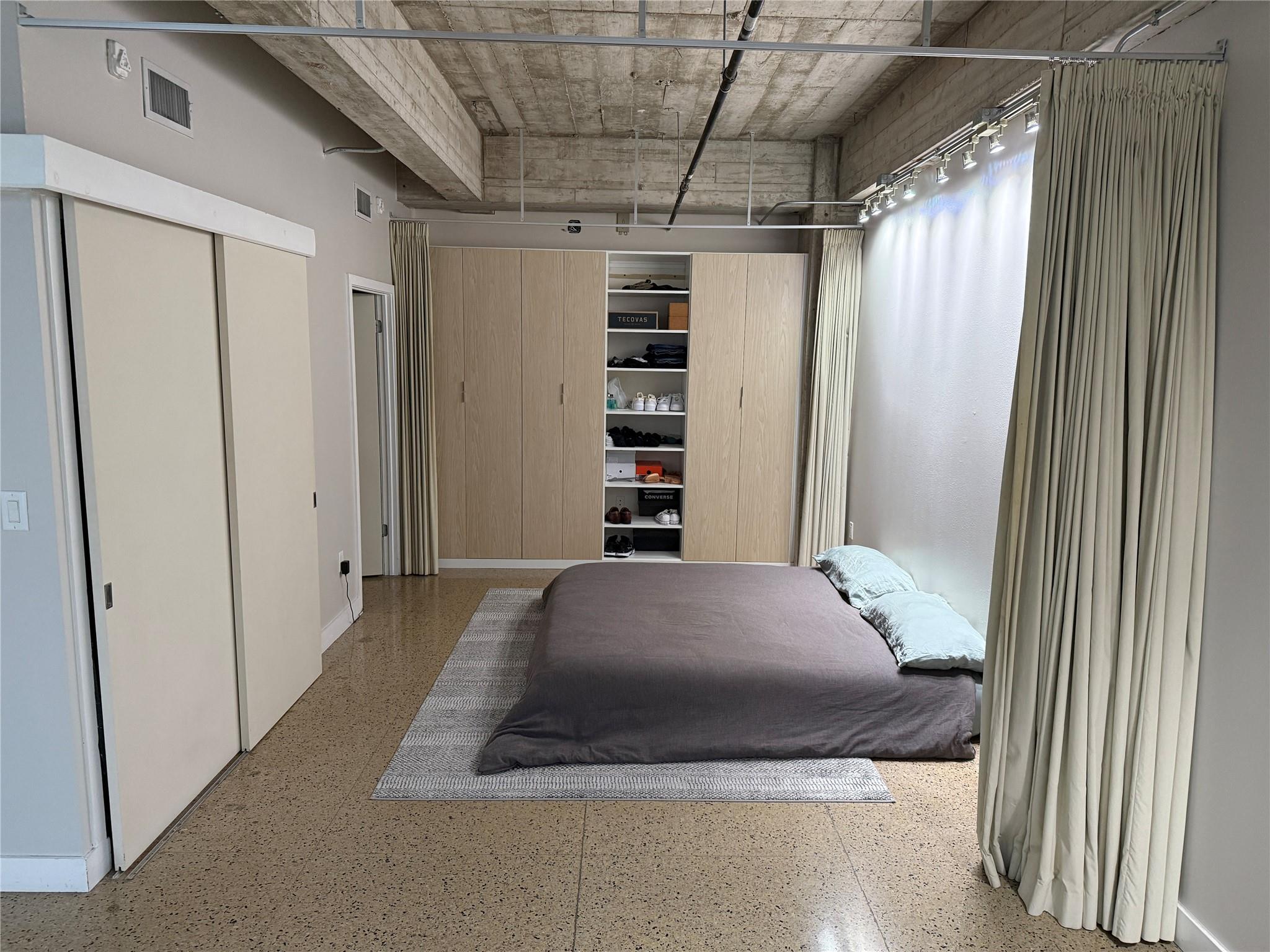 710 Colorado St # 2I, Austin, TX 78701