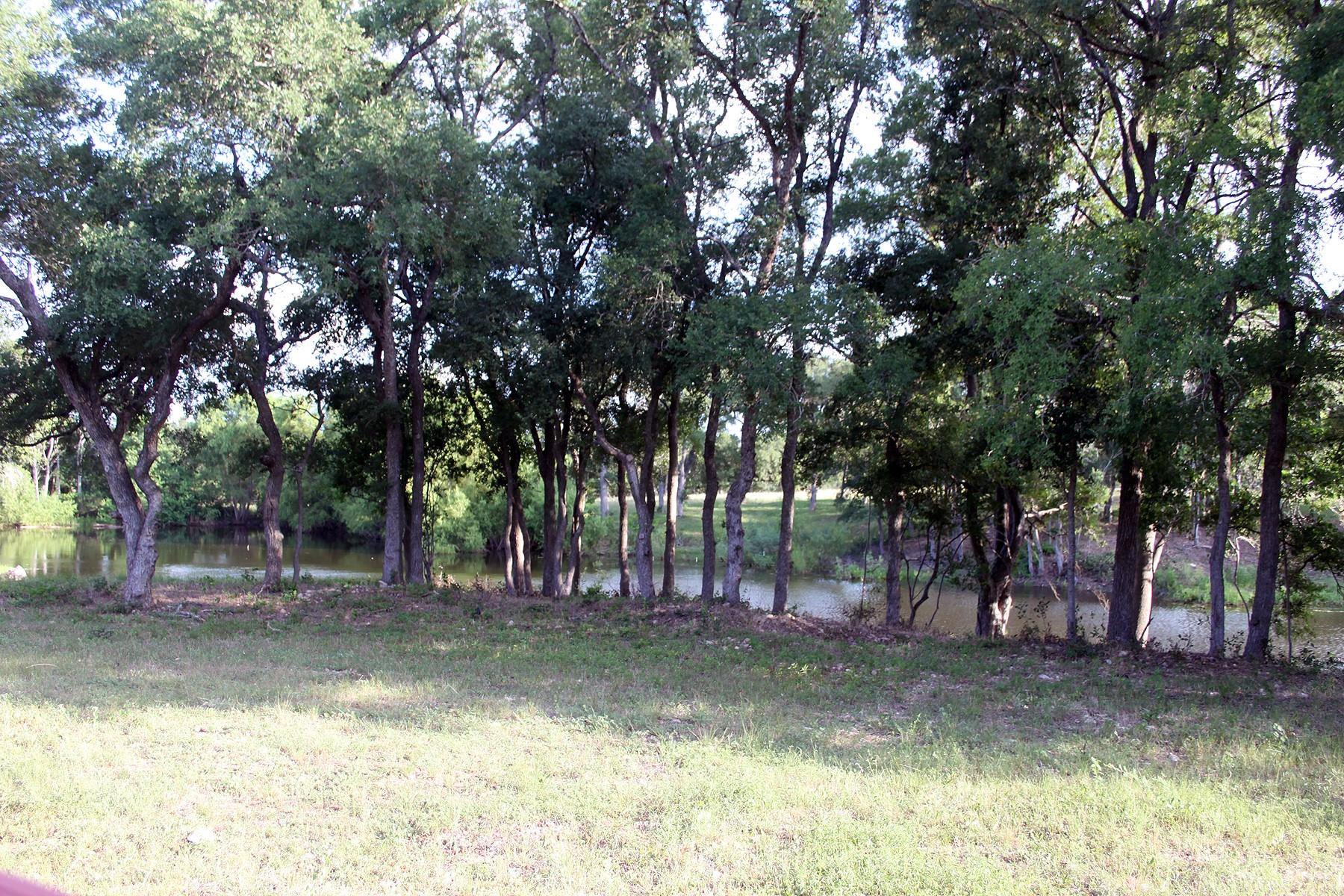 900 Old Lytton Springs Rd, Lockhart, TX 78644