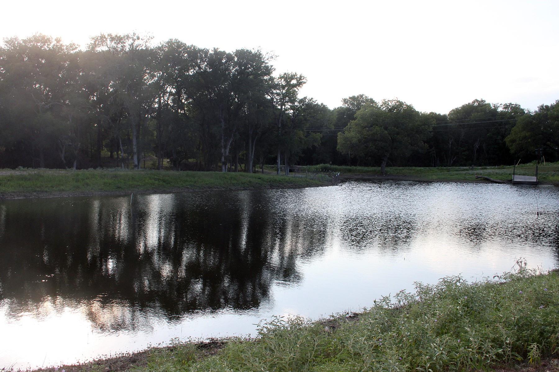 900 Old Lytton Springs Rd, Lockhart, TX 78644