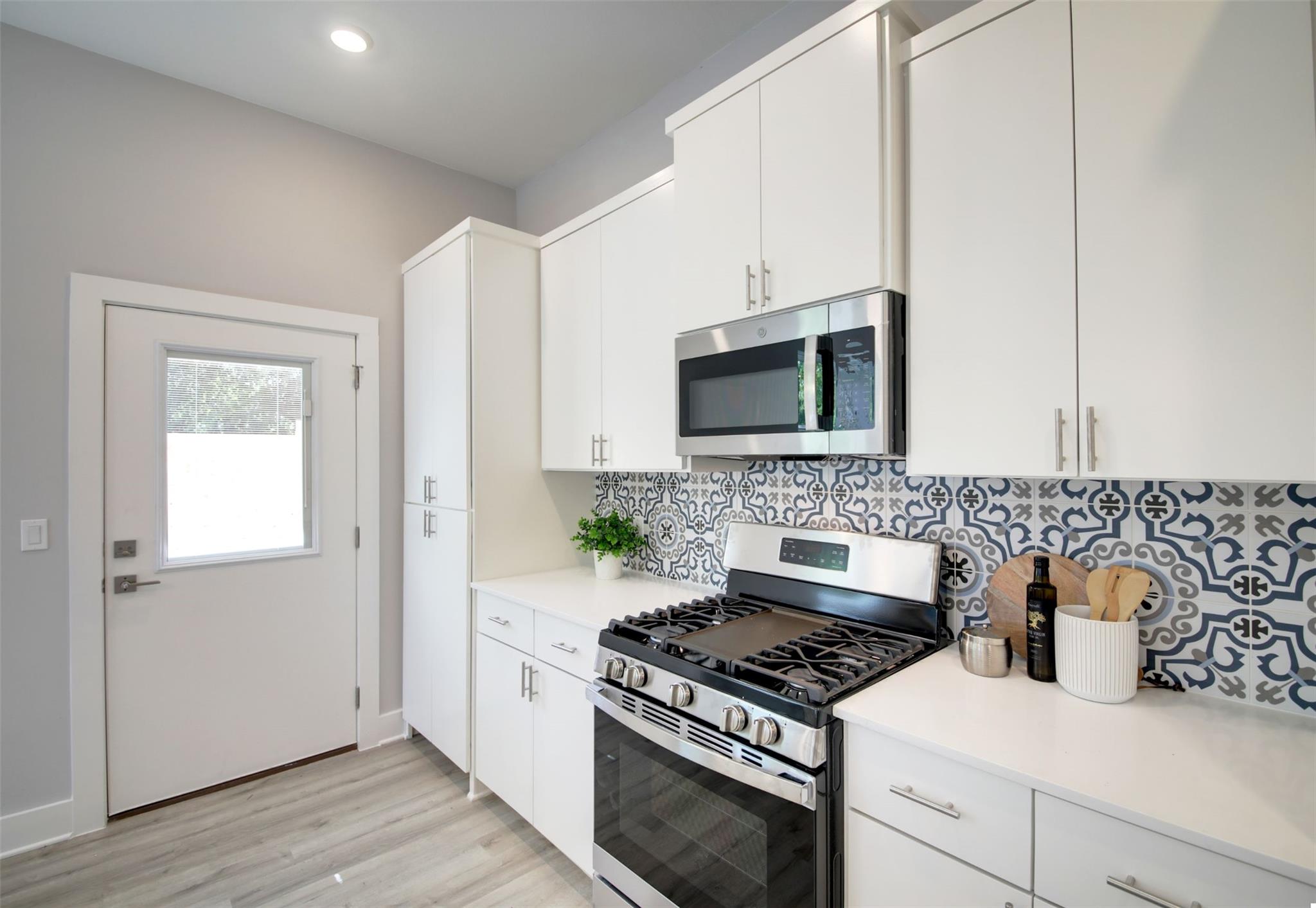 6111 Carnation Ter # 1, Austin, TX 78741