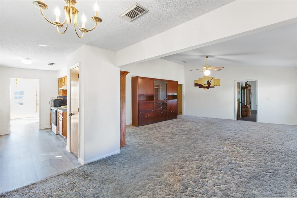 8548 Old Lockhart Rd, Buda, TX 78610