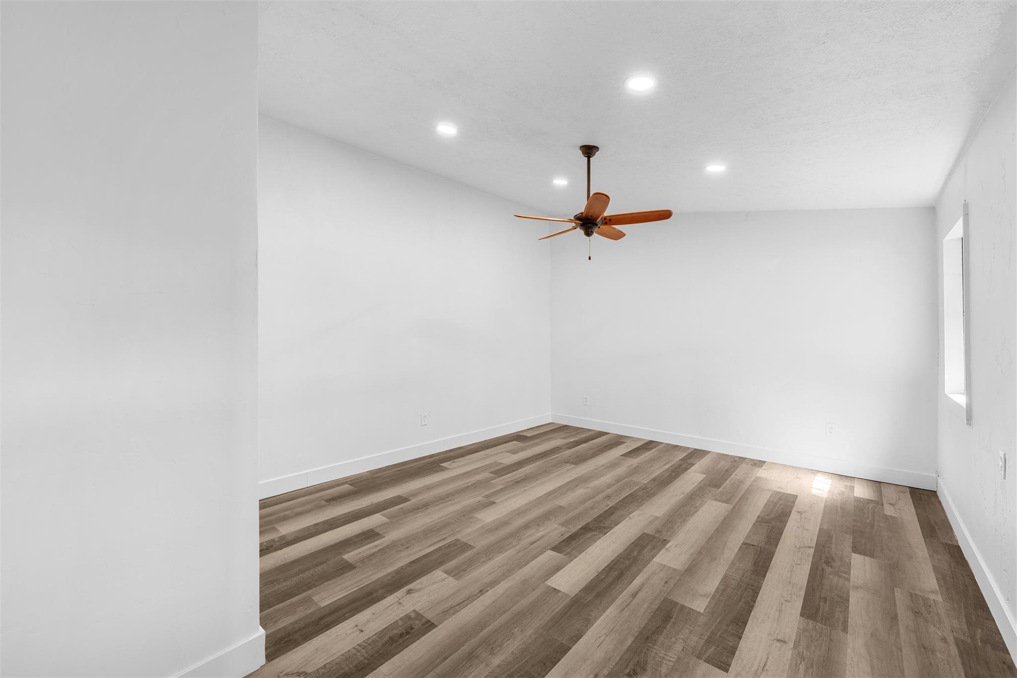 1524 E Avenue B, Temple, TX 76501