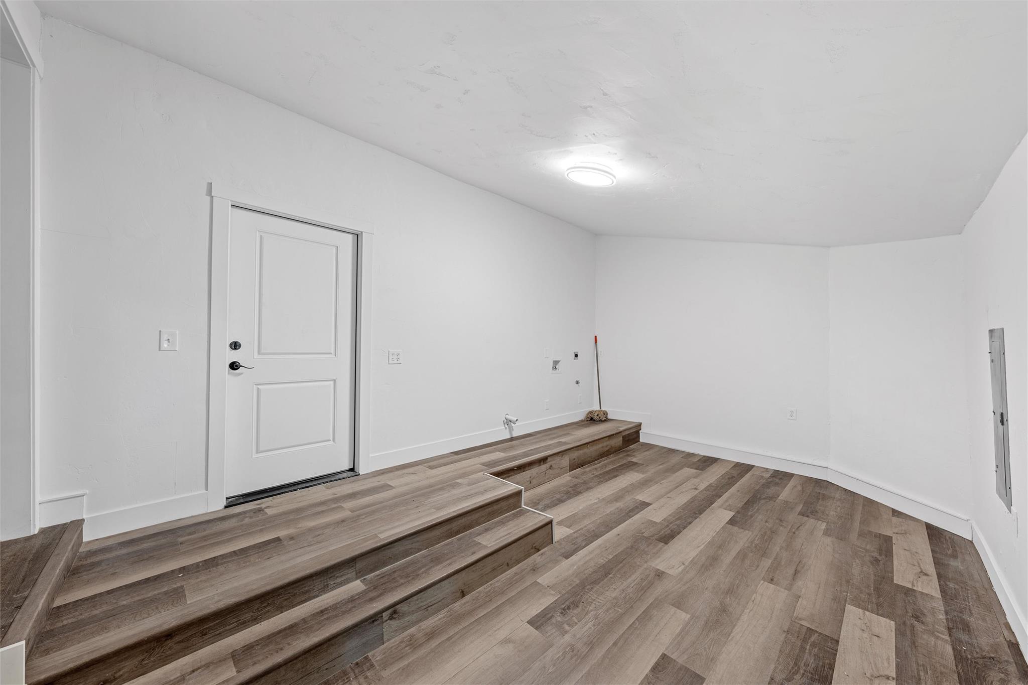 1524 E Avenue B, Temple, TX 76501