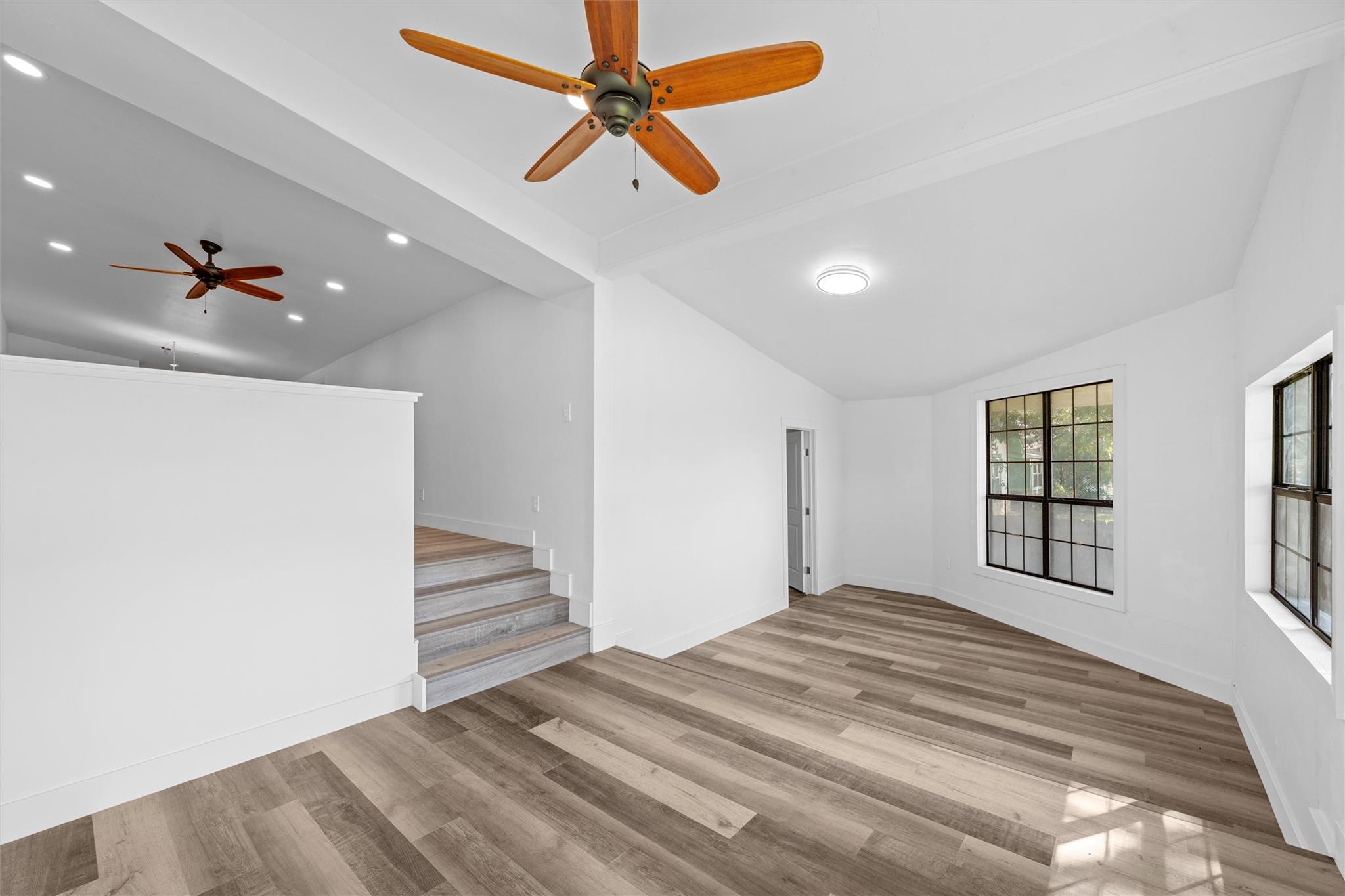 1524 E Avenue B, Temple, TX 76501