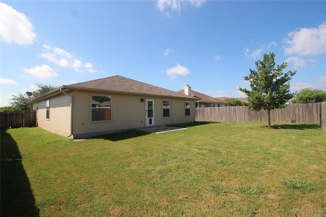 128 Challenger, Kyle, TX 78640