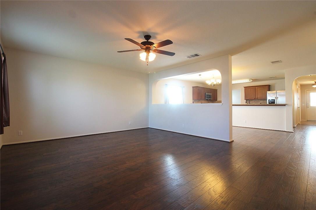 128 Challenger, Kyle, TX 78640