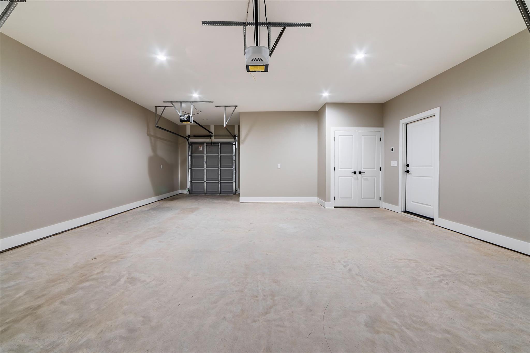 215 Oak Grove Pkwy, Kingsland, TX 78639