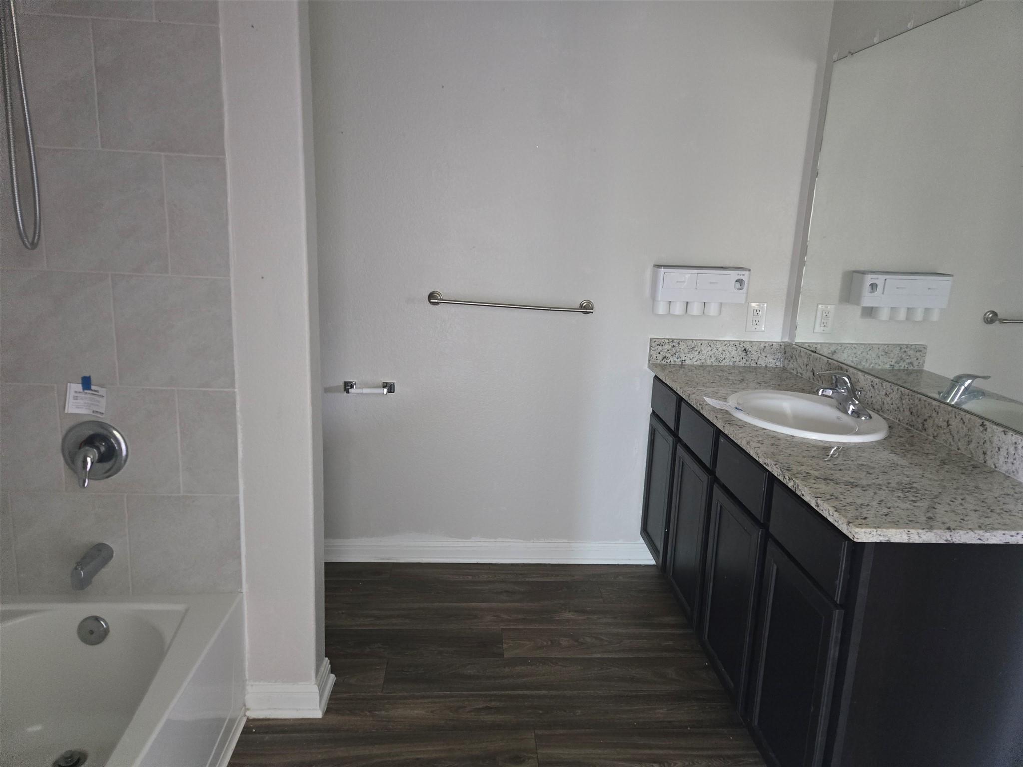 16416 Farmhouse Ln, Elgin, TX 78621