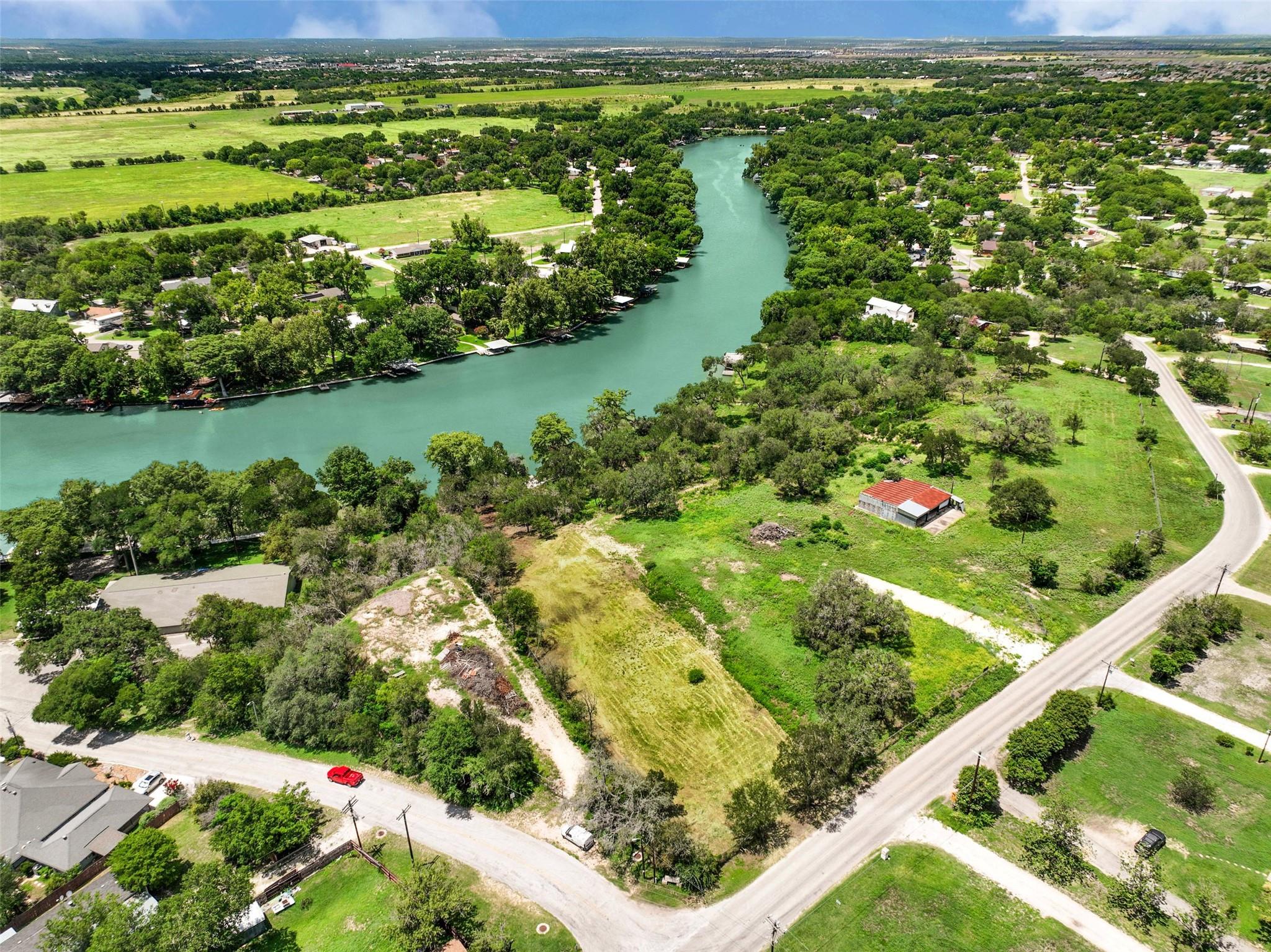 505 E Zipp Rd, New Braunfels, TX 78130