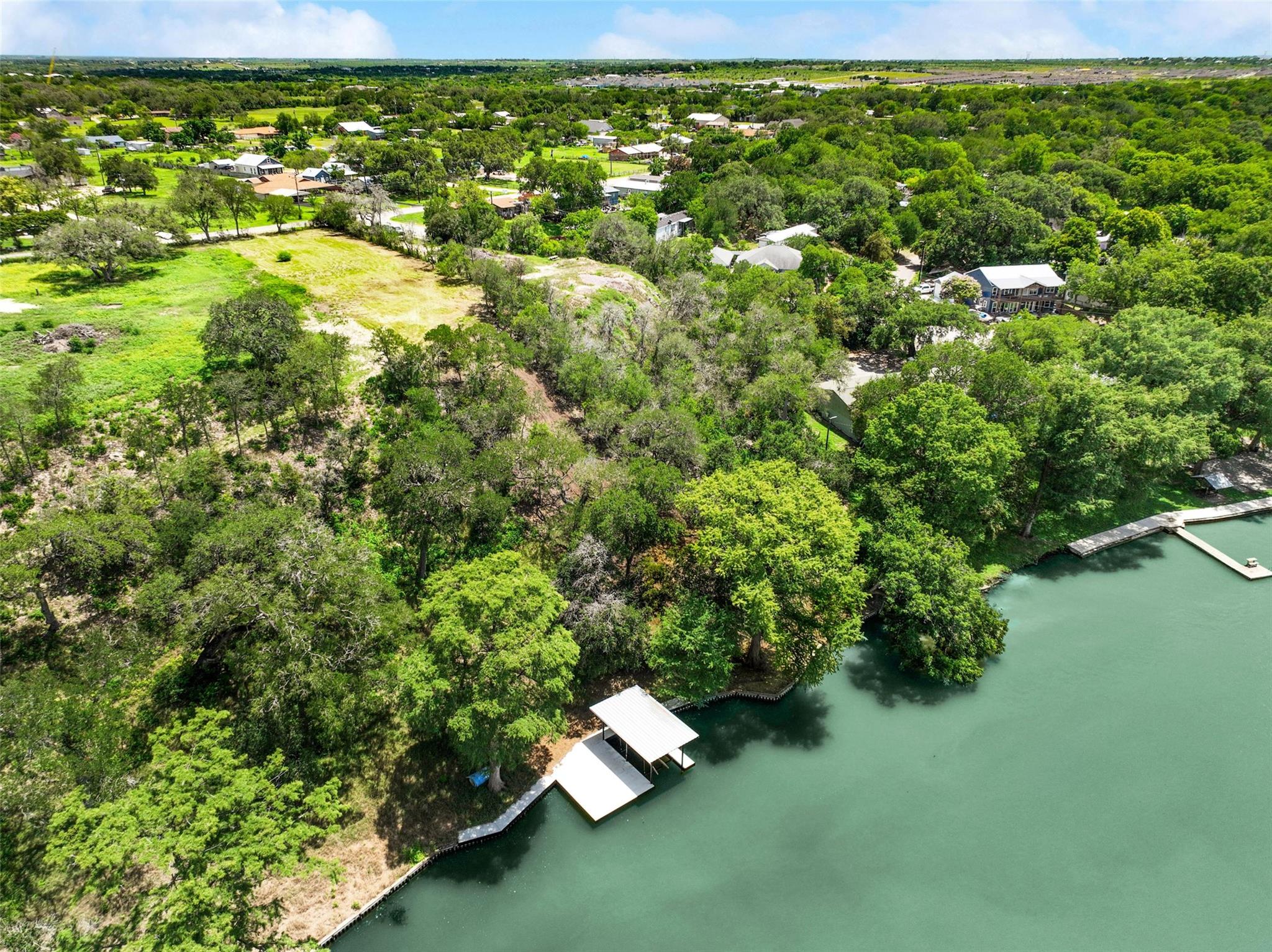 505 E Zipp Rd, New Braunfels, TX 78130