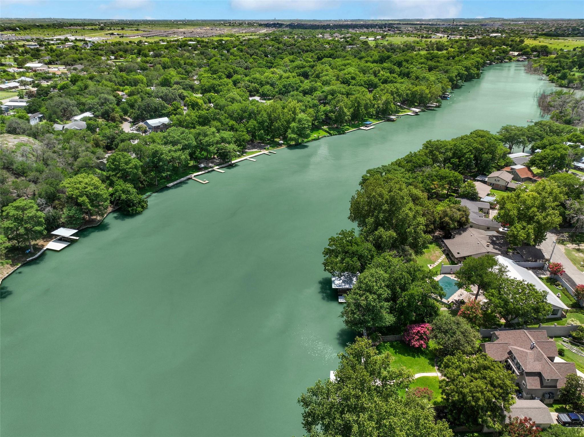 505 E Zipp Rd, New Braunfels, TX 78130