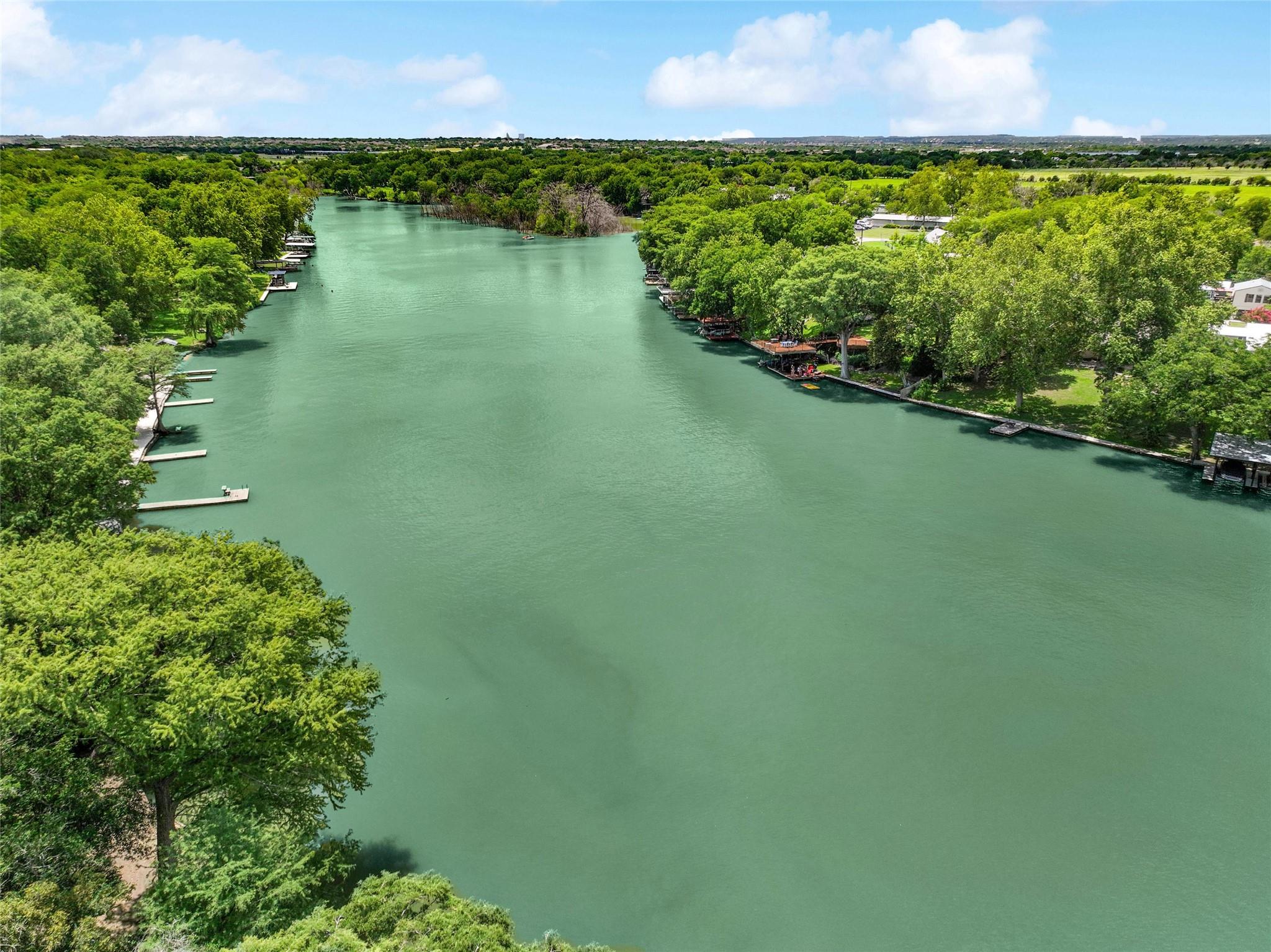 505 E Zipp Rd, New Braunfels, TX 78130