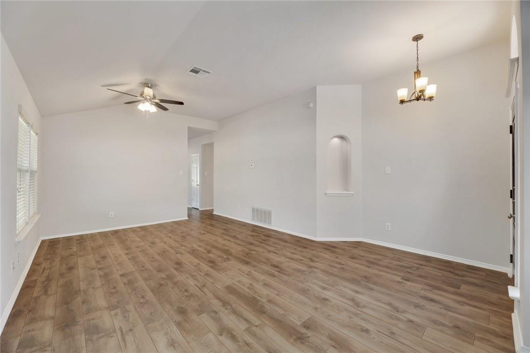 14400 Mowsbury Dr, Austin, TX 78717