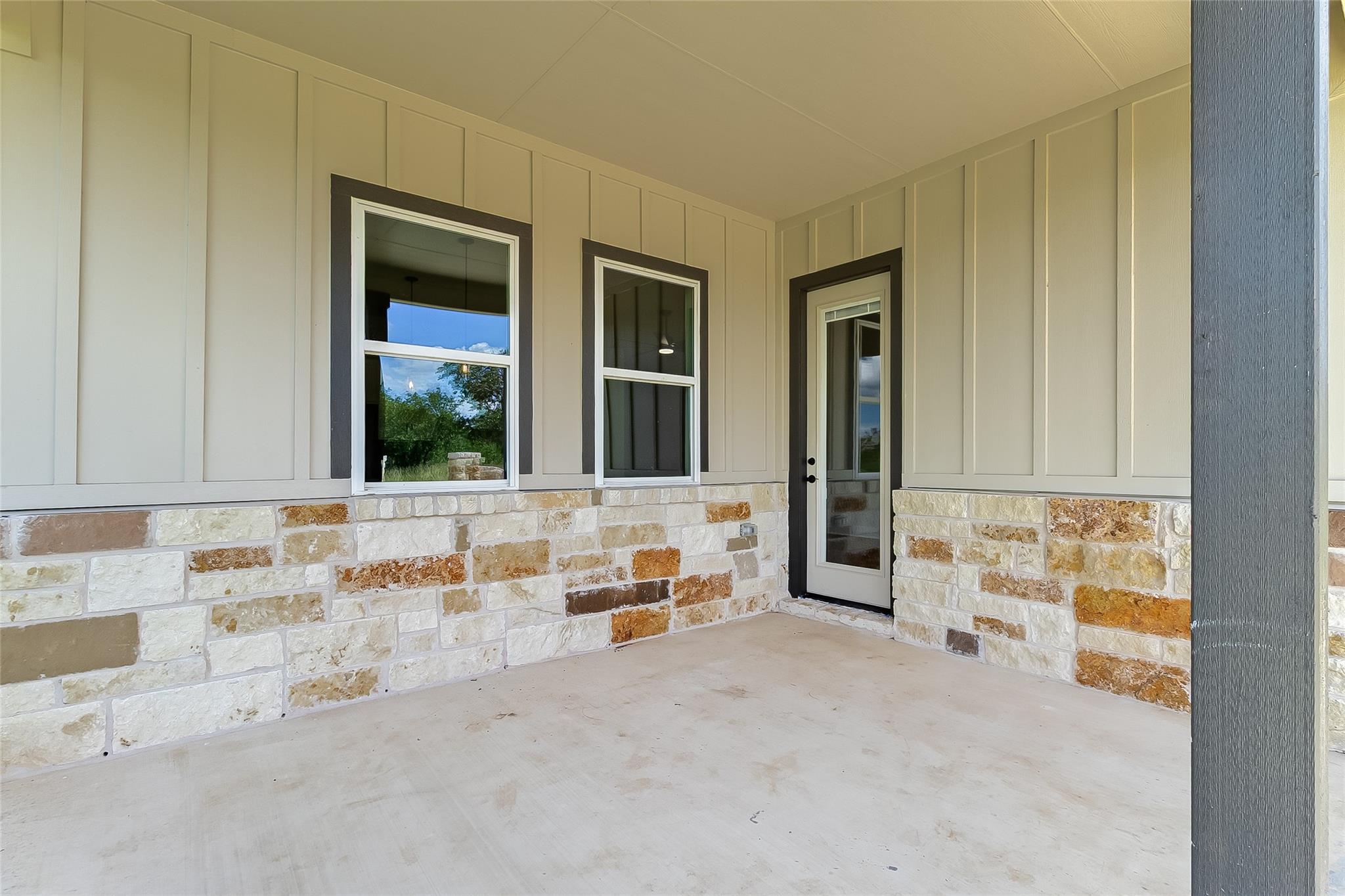 124 Draper Ln, Bertram, TX 78605