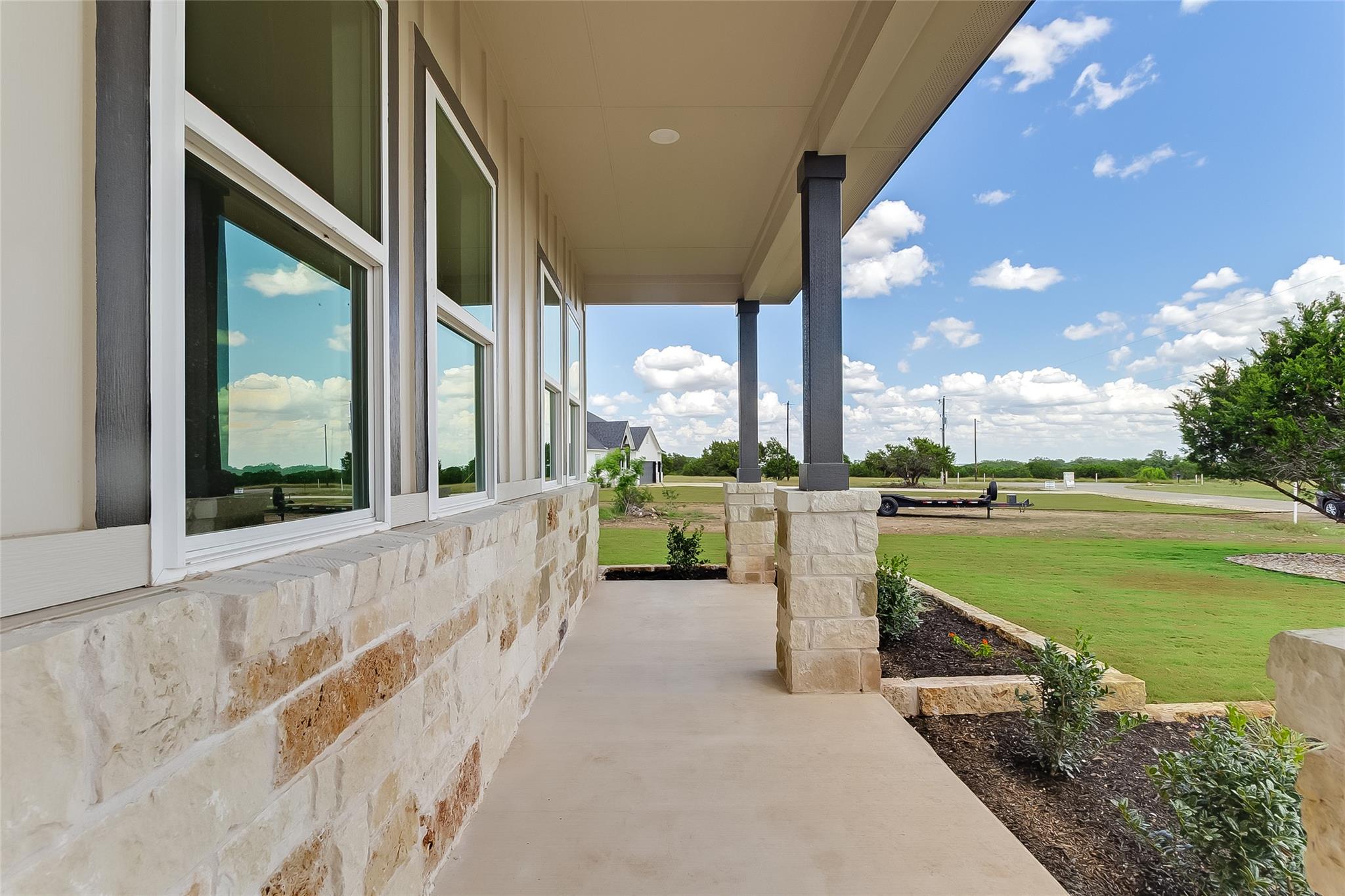 124 Draper Ln, Bertram, TX 78605