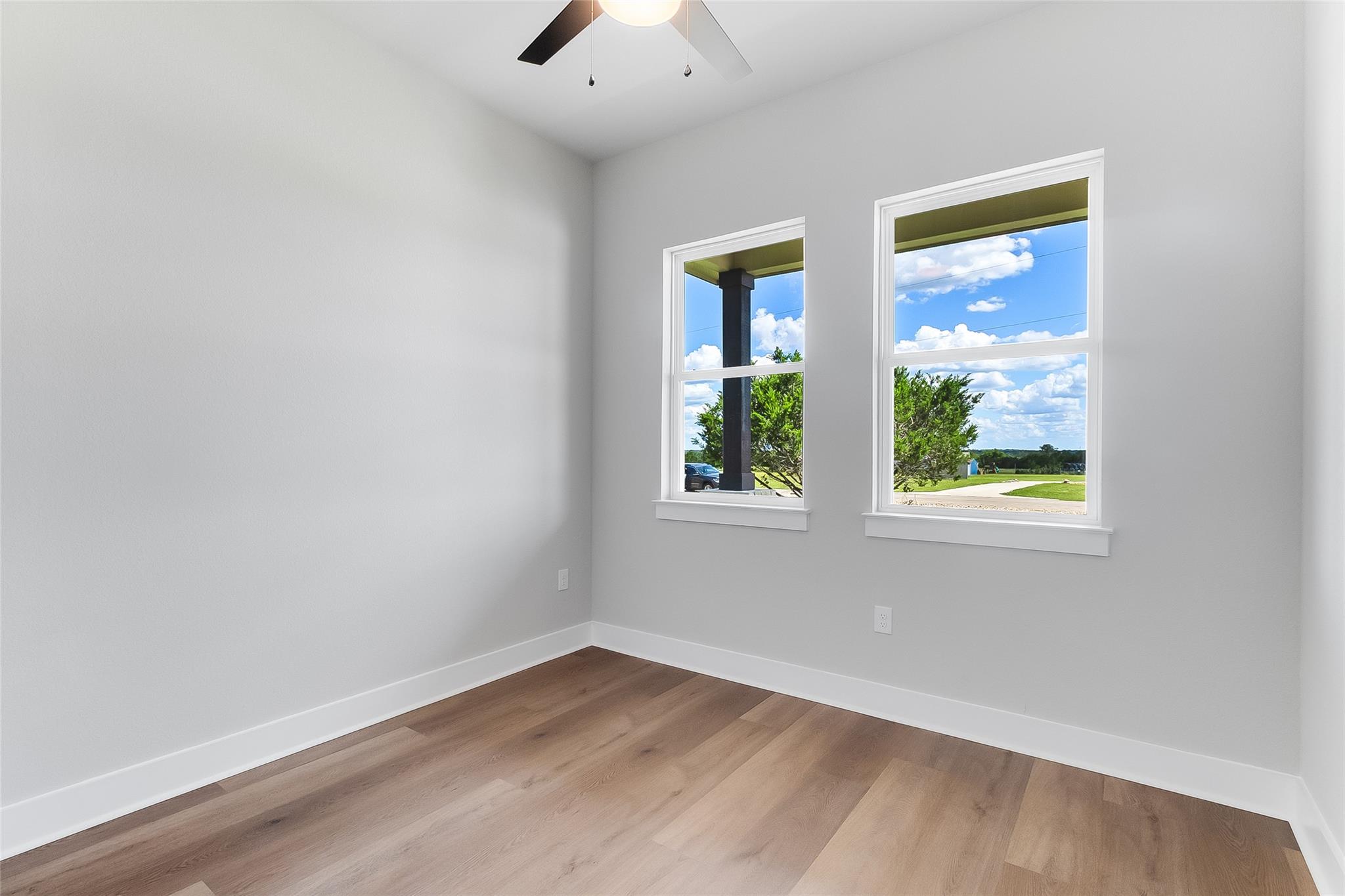 124 Draper Ln, Bertram, TX 78605