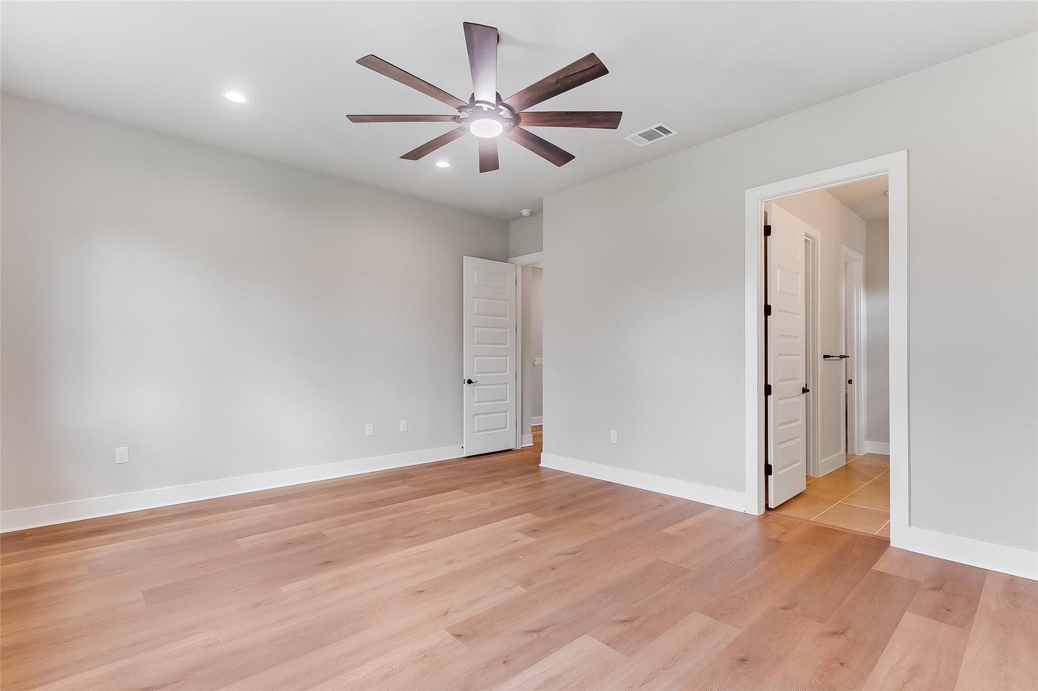 124 Draper Ln, Bertram, TX 78605