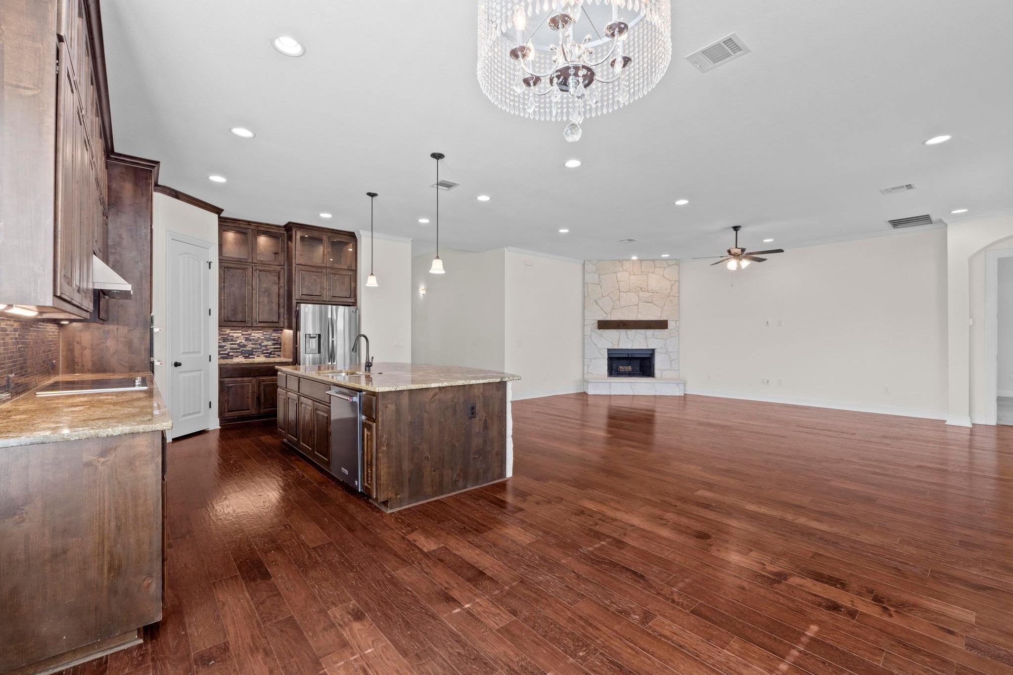 200 TATE Ln, Round Rock, TX 78626