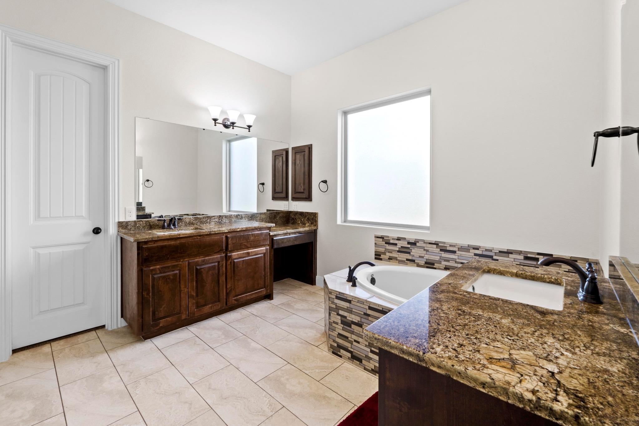 200 TATE Ln, Round Rock, TX 78626