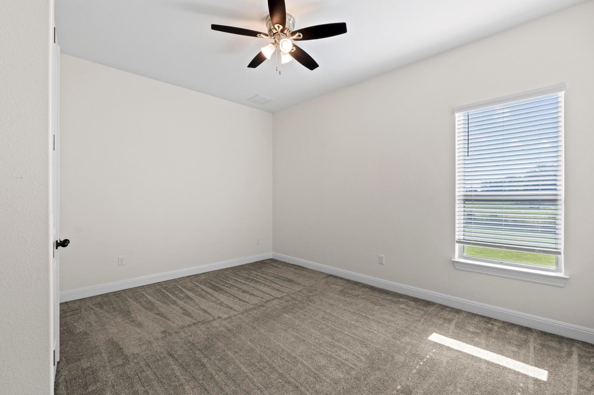 200 TATE Ln, Round Rock, TX 78626