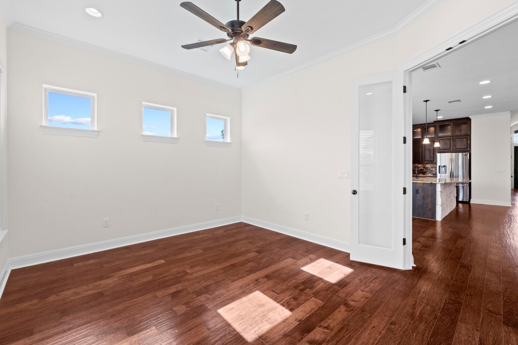 200 TATE Ln, Round Rock, TX 78626