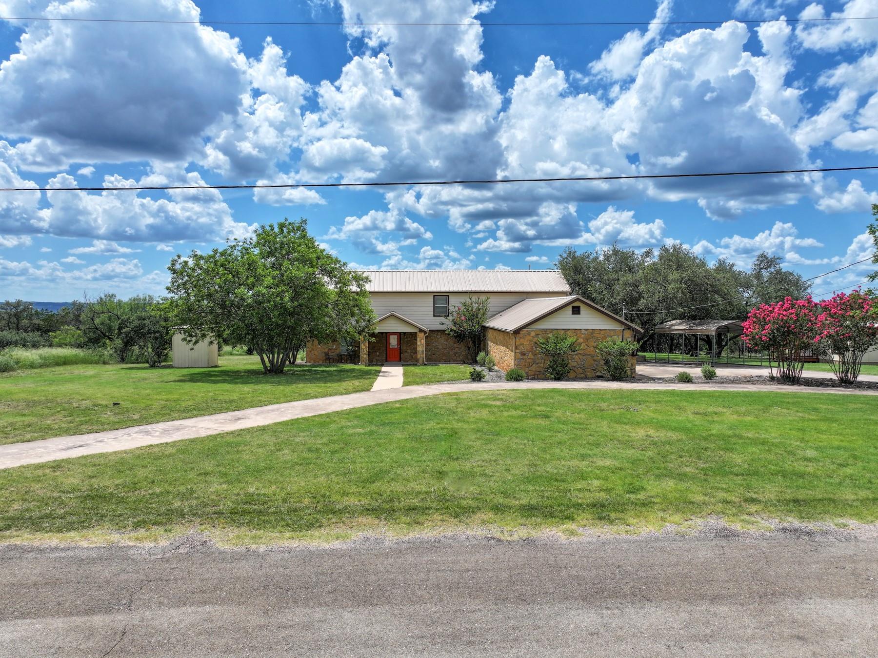 100 Vista Hermosa, Burnet, TX 78611