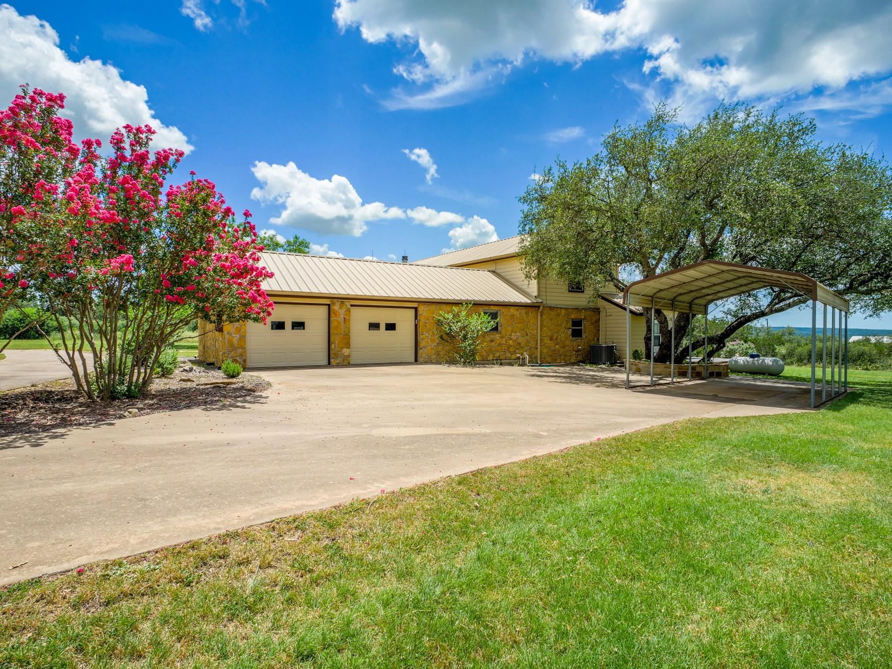 100 Vista Hermosa, Burnet, TX 78611