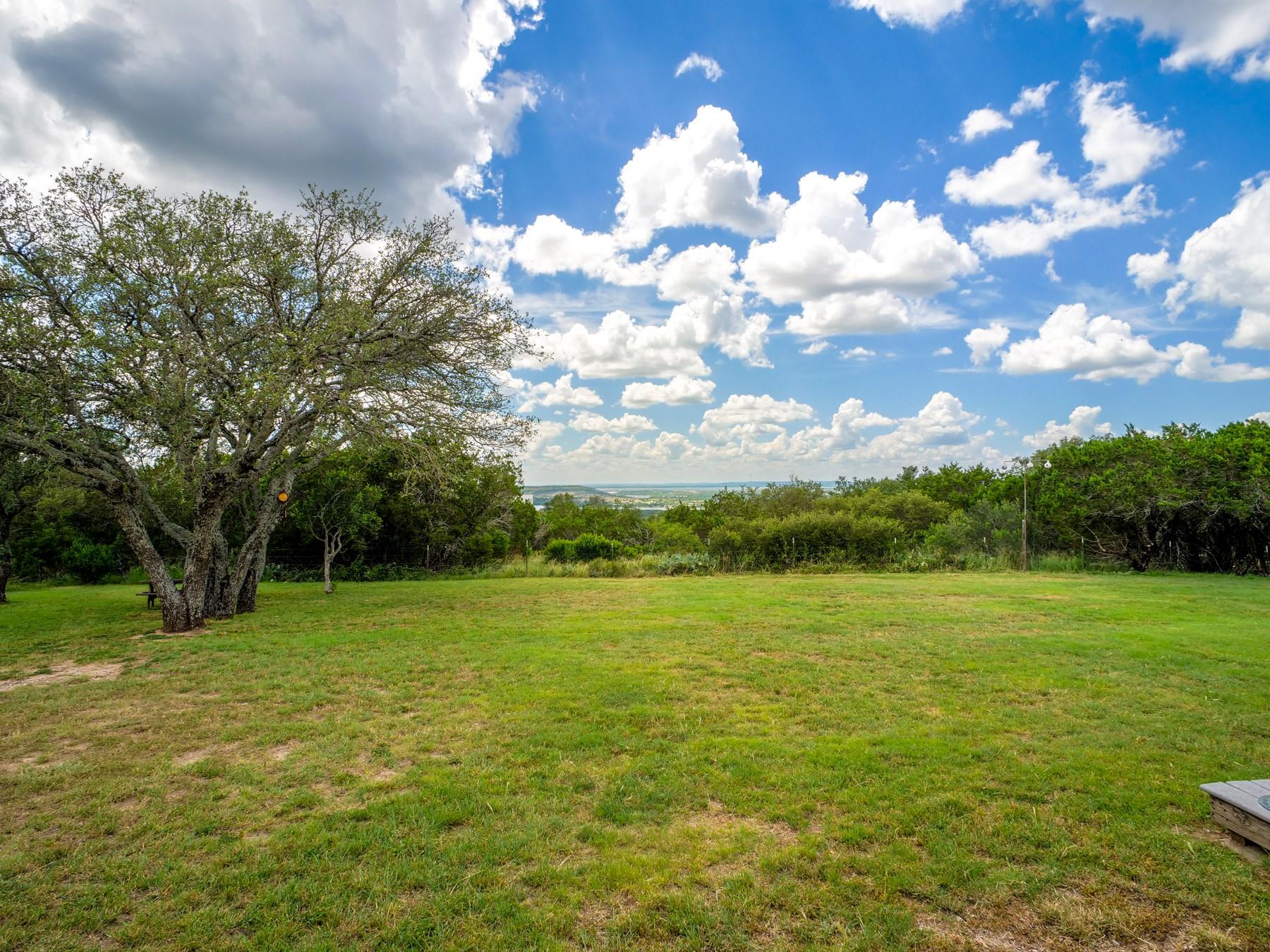 100 Vista Hermosa, Burnet, TX 78611