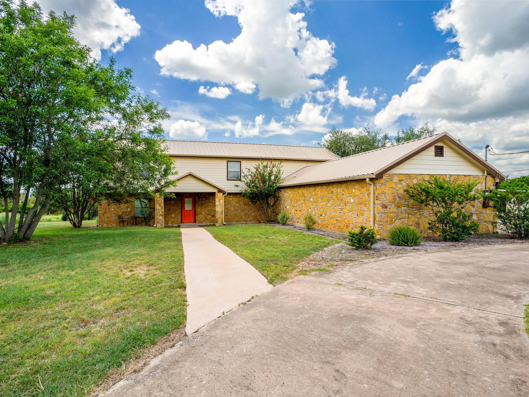 100 Vista Hermosa, Burnet, TX 78611
