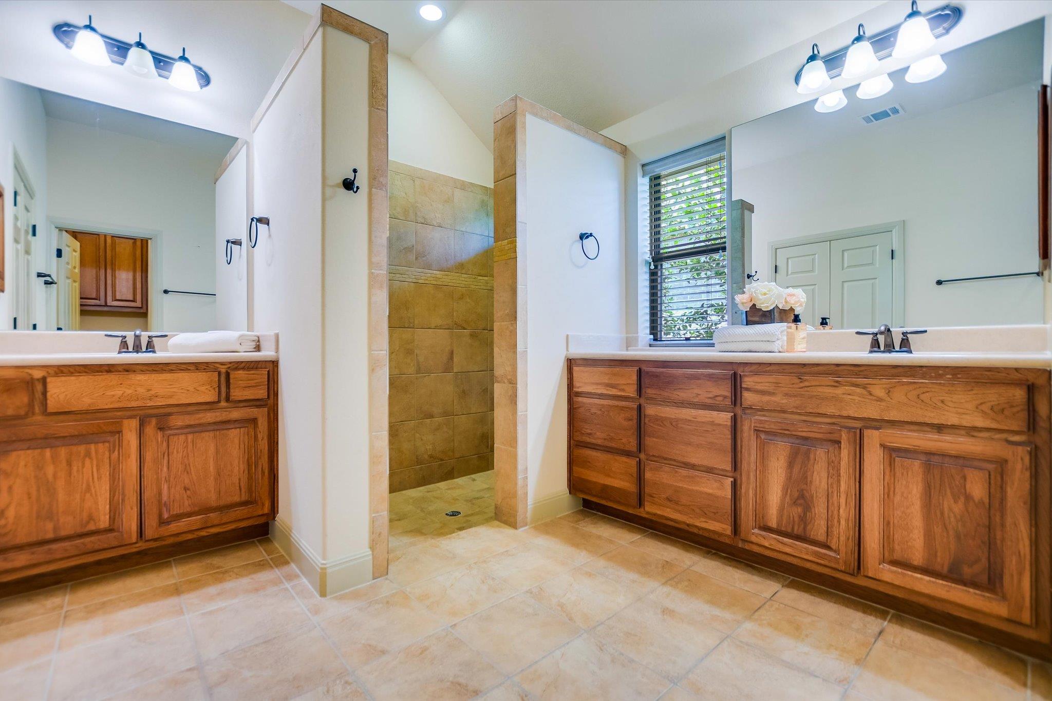 17305 Wildrye Dr, Austin, TX 78738