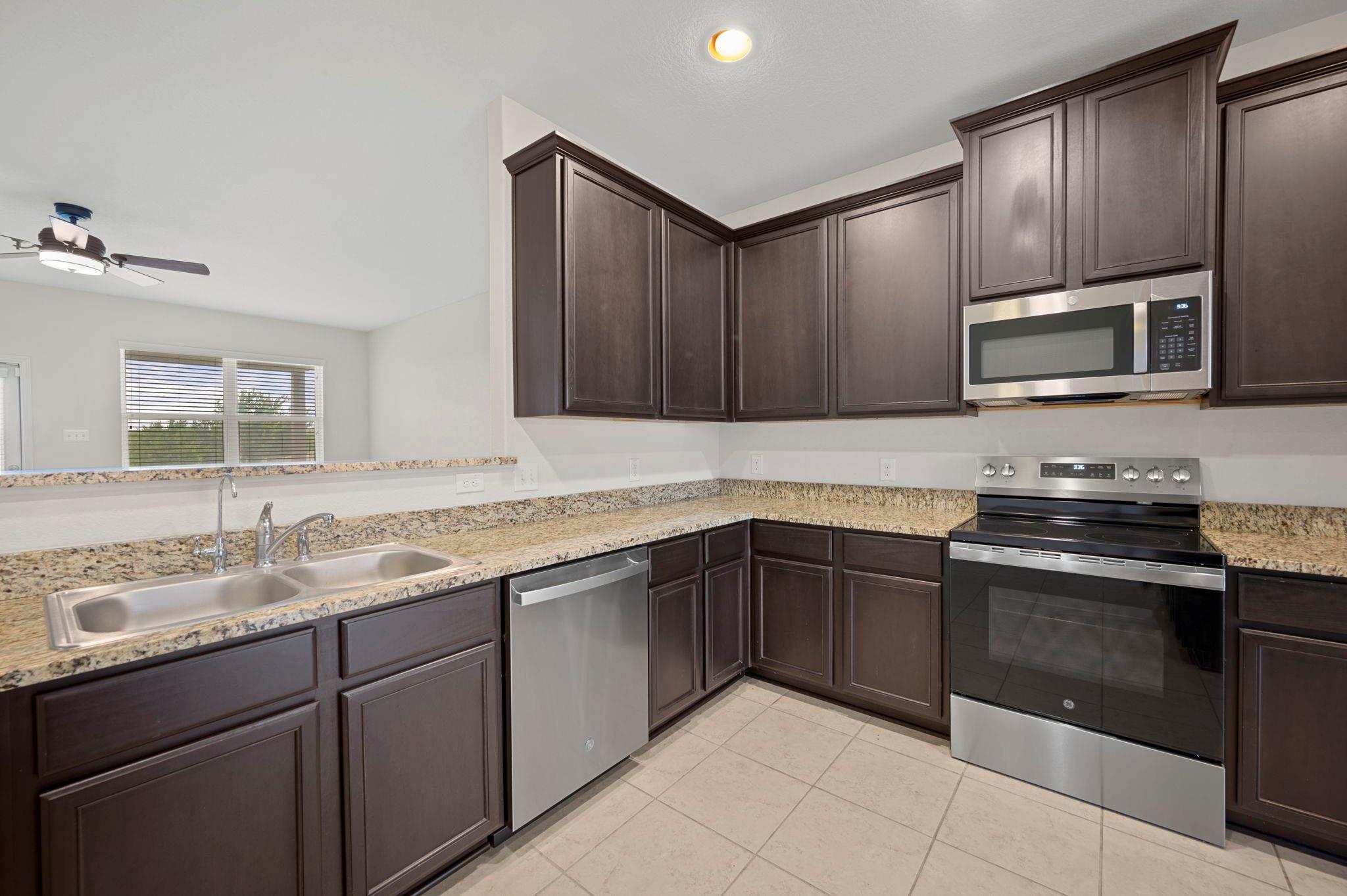 19825 Per Lange Pass, Manor, TX 78653