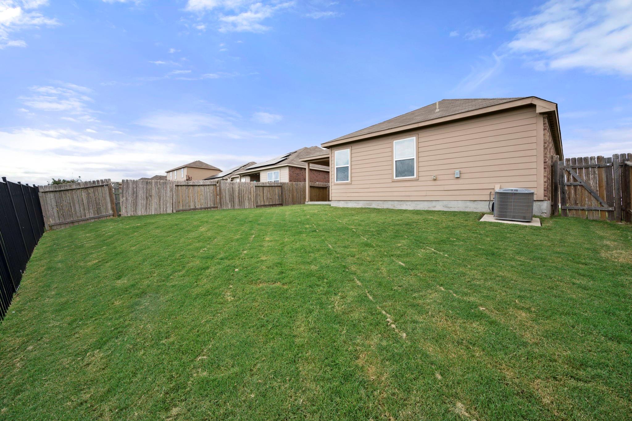 19825 Per Lange Pass, Manor, TX 78653