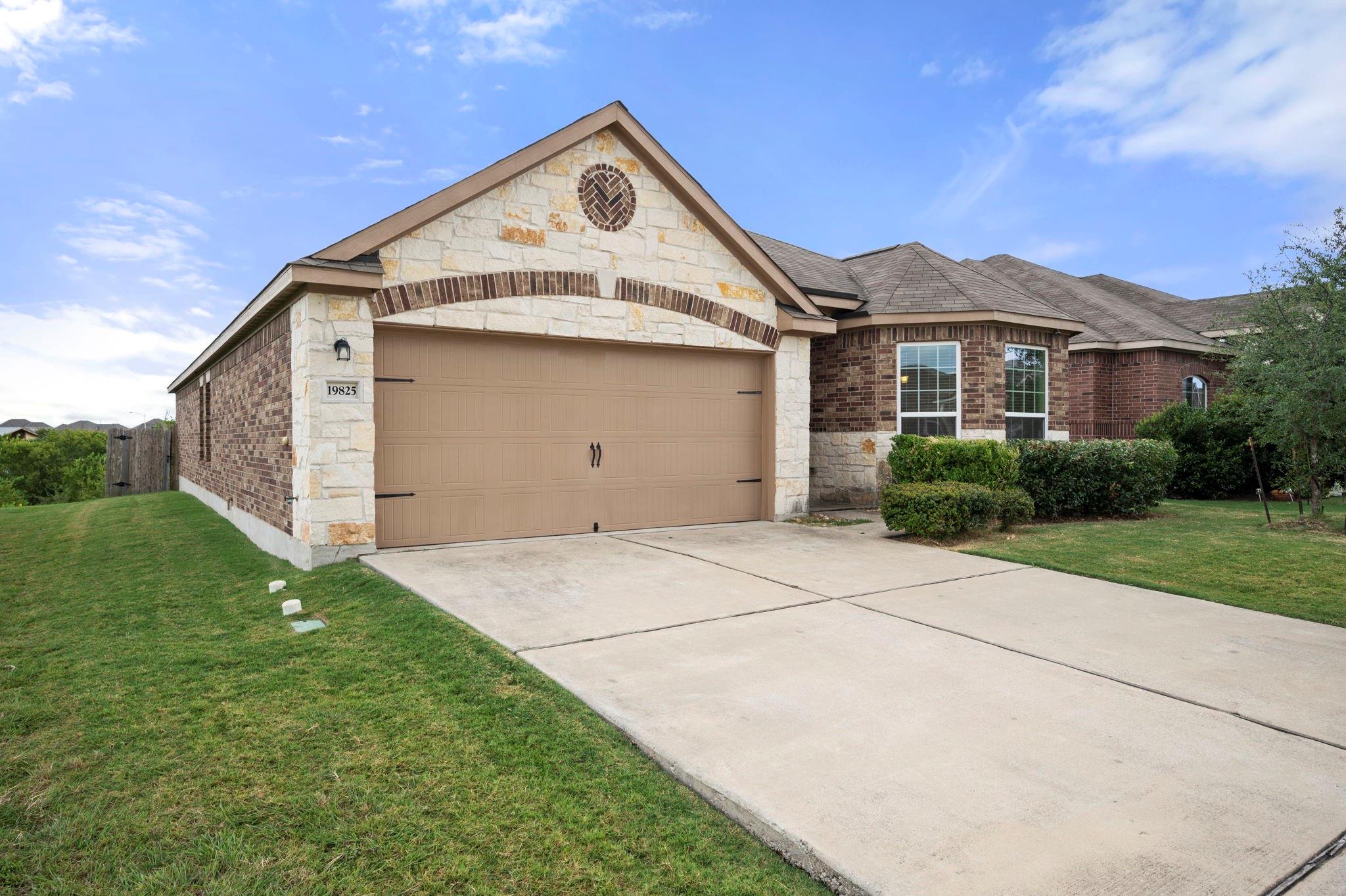19825 Per Lange Pass, Manor, TX 78653