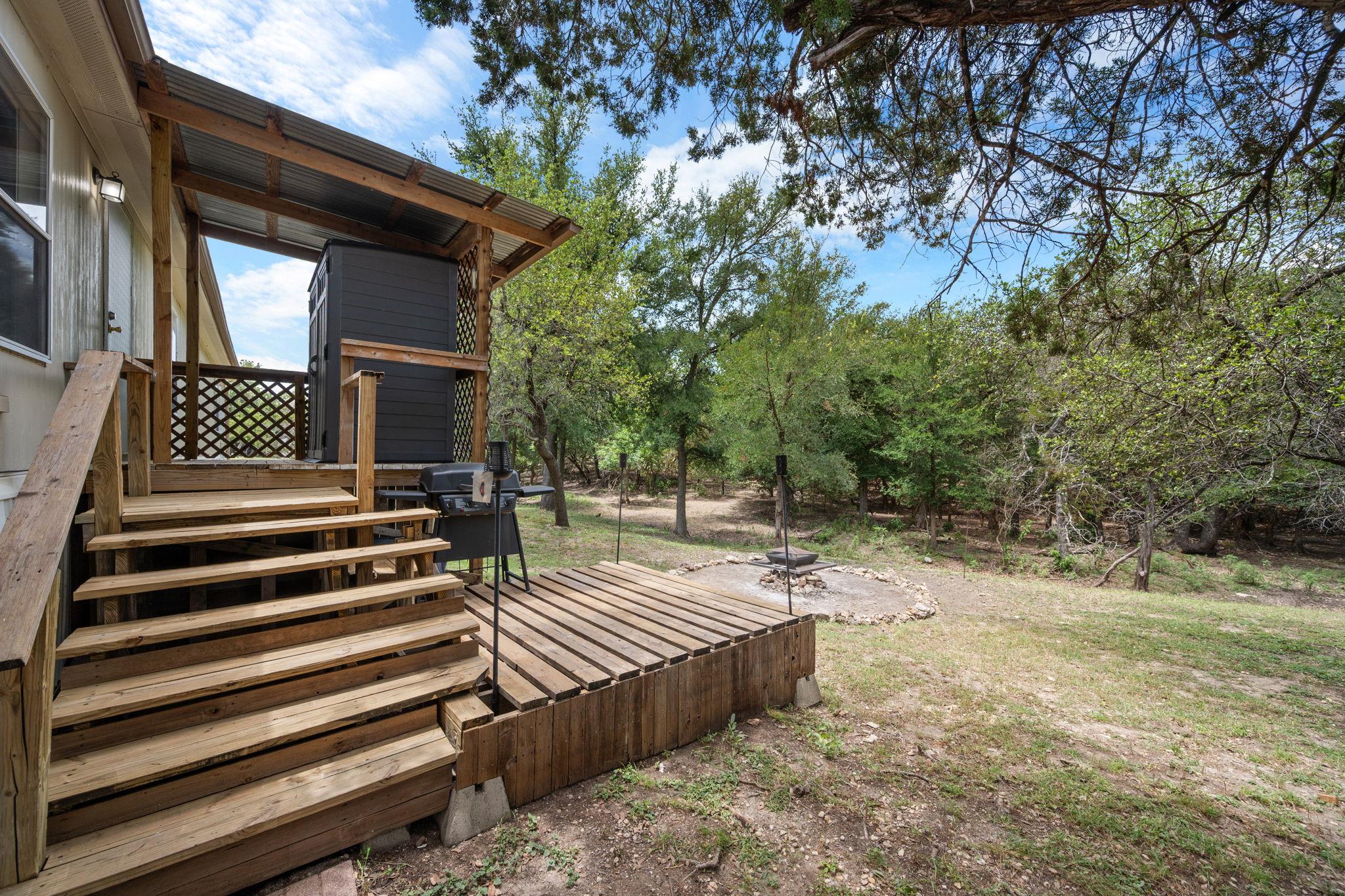 140 Creedmore Dr, Liberty Hill, TX 78642