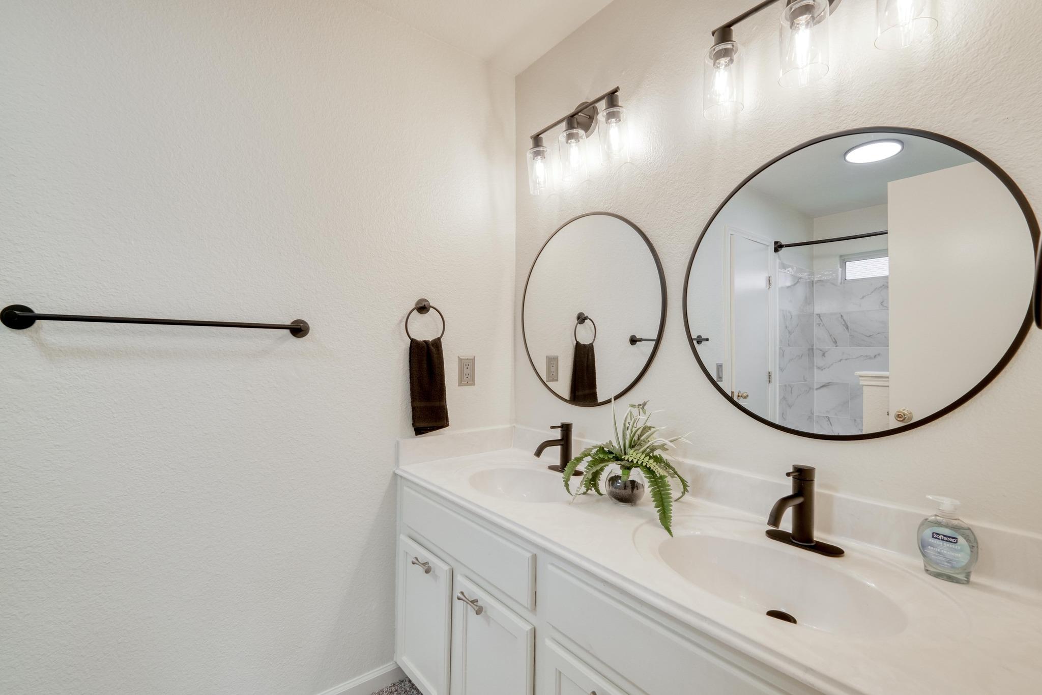 1604 Southwestern Blvd, Georgetown, TX 78626