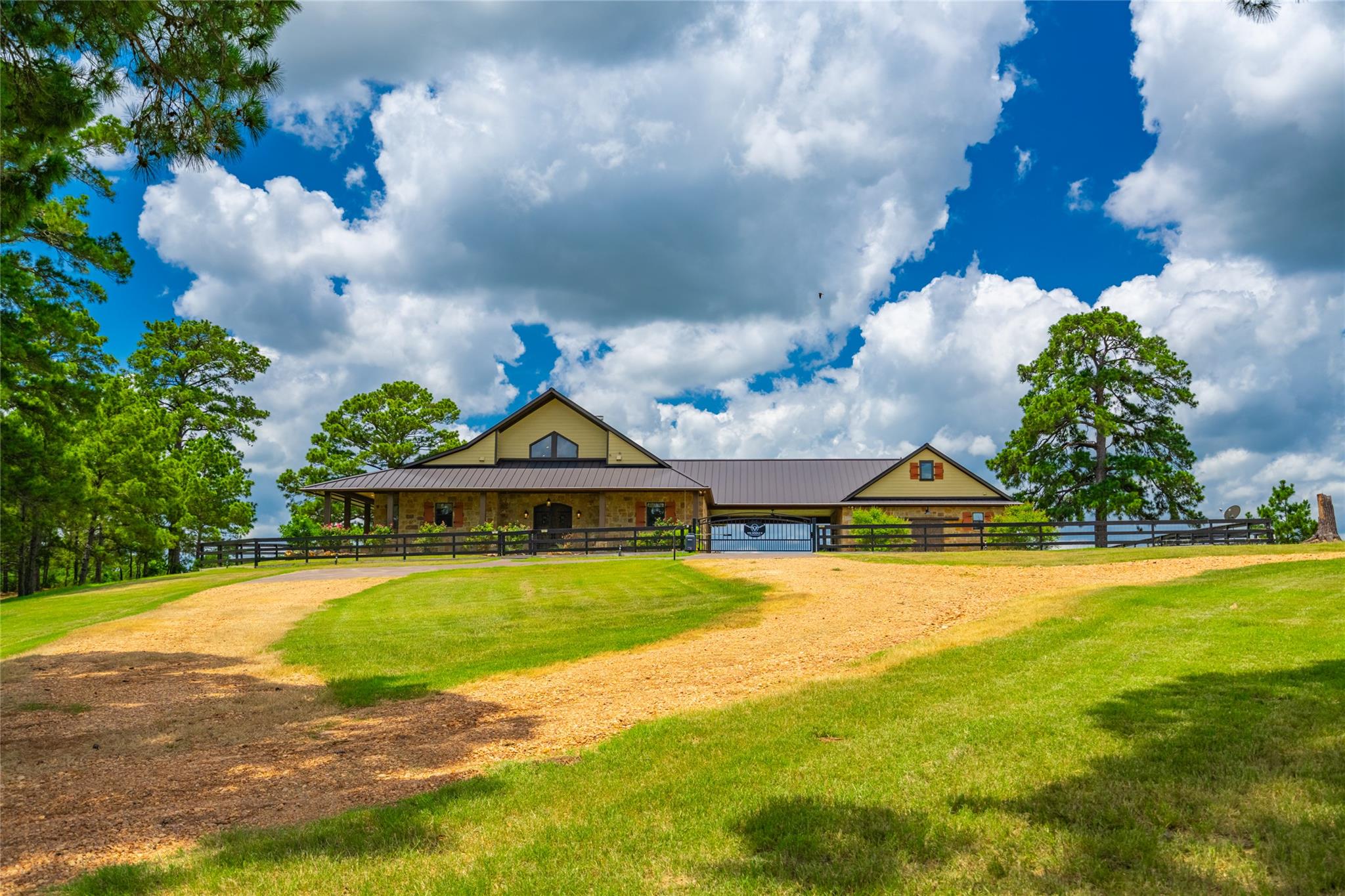 0000 Gotier Trace Rd, Smithville, TX 78957