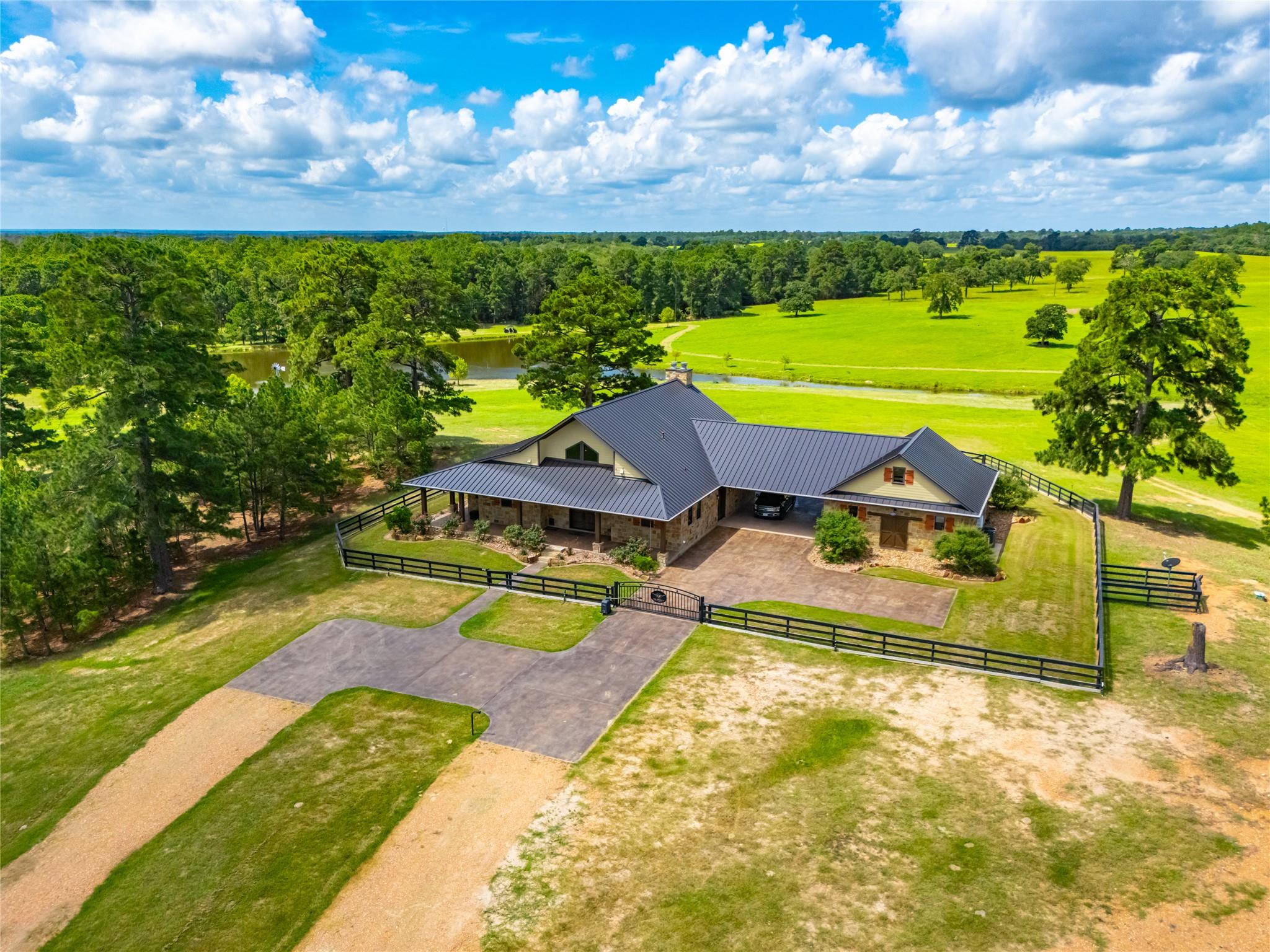 0000 Gotier Trace Rd, Smithville, TX 78957