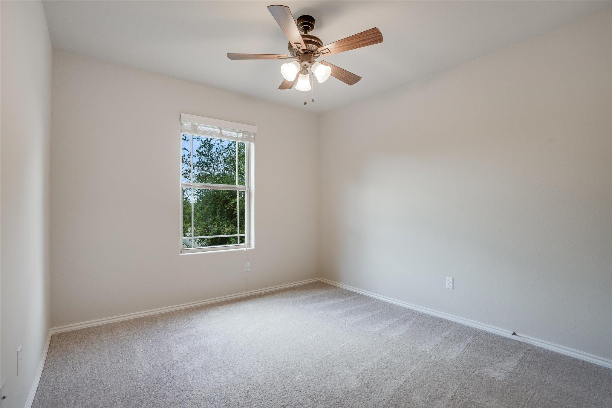 1352 Clark Brothers Dr, Buda, TX 78610