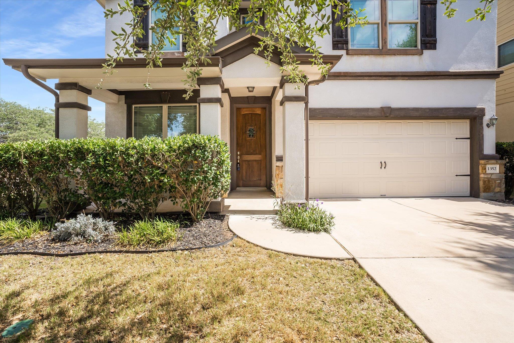 1352 Clark Brothers Dr, Buda, TX 78610