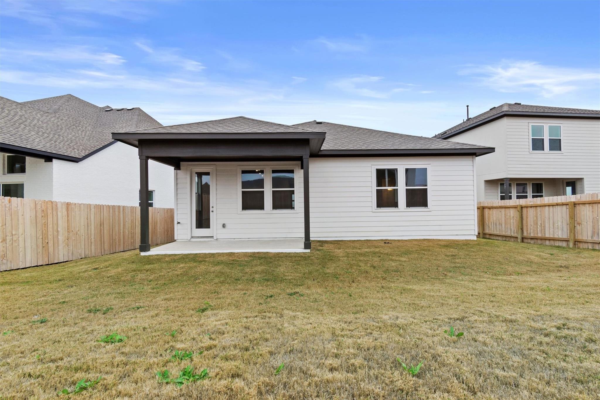 8521 Pine Muhly Dr, Lago Vista, TX 78645