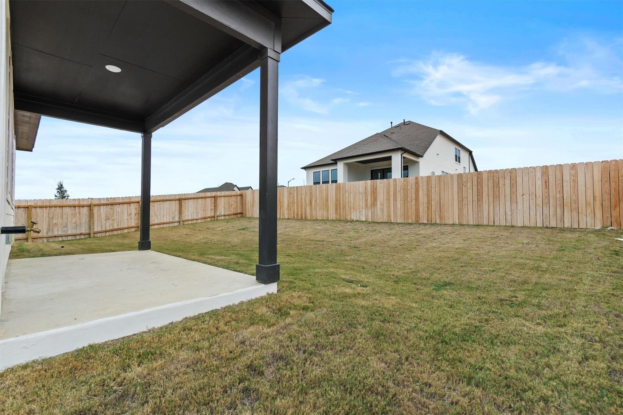 8521 Pine Muhly Dr, Lago Vista, TX 78645