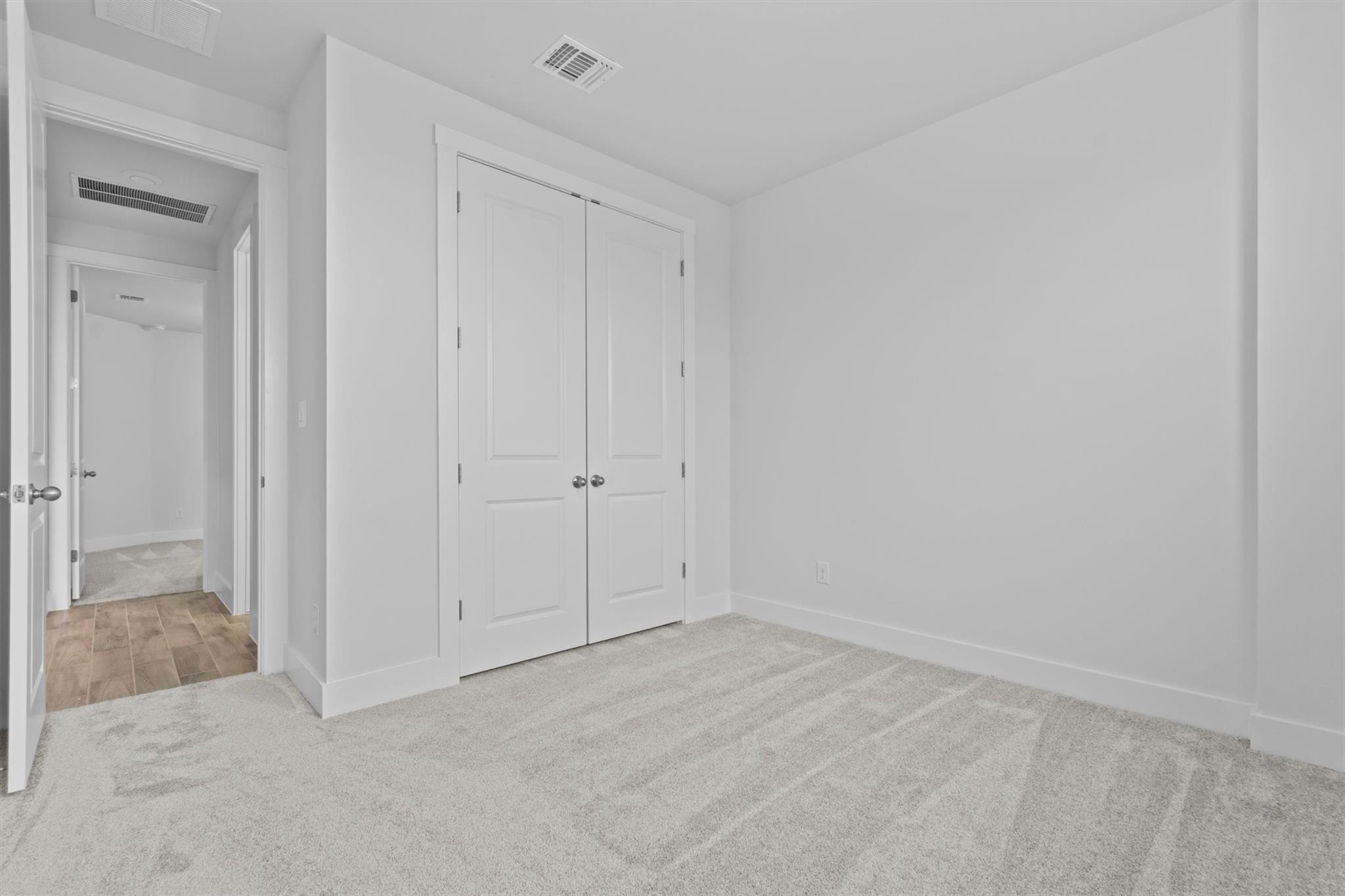 8521 Pine Muhly Dr, Lago Vista, TX 78645
