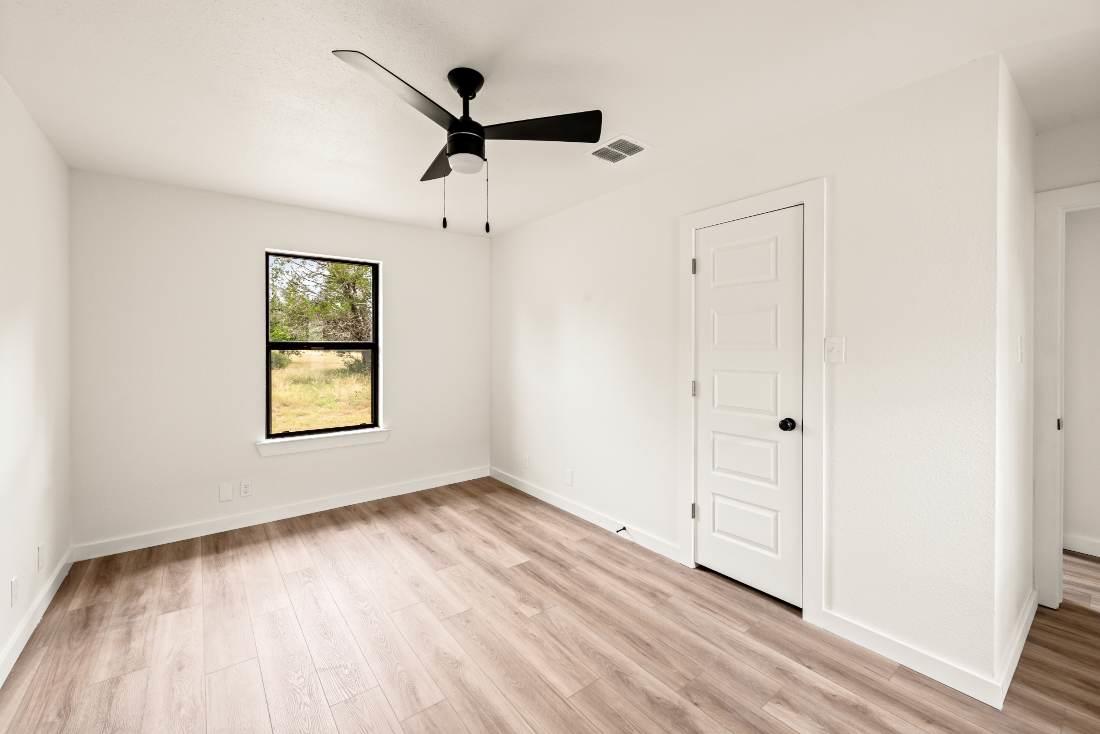 8401 Persimmon Grv, Austin, TX 78737