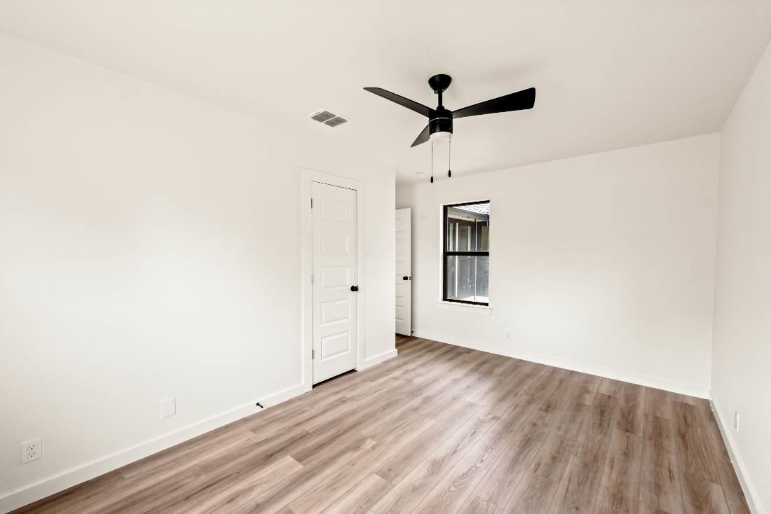 8401 Persimmon Grv, Austin, TX 78737