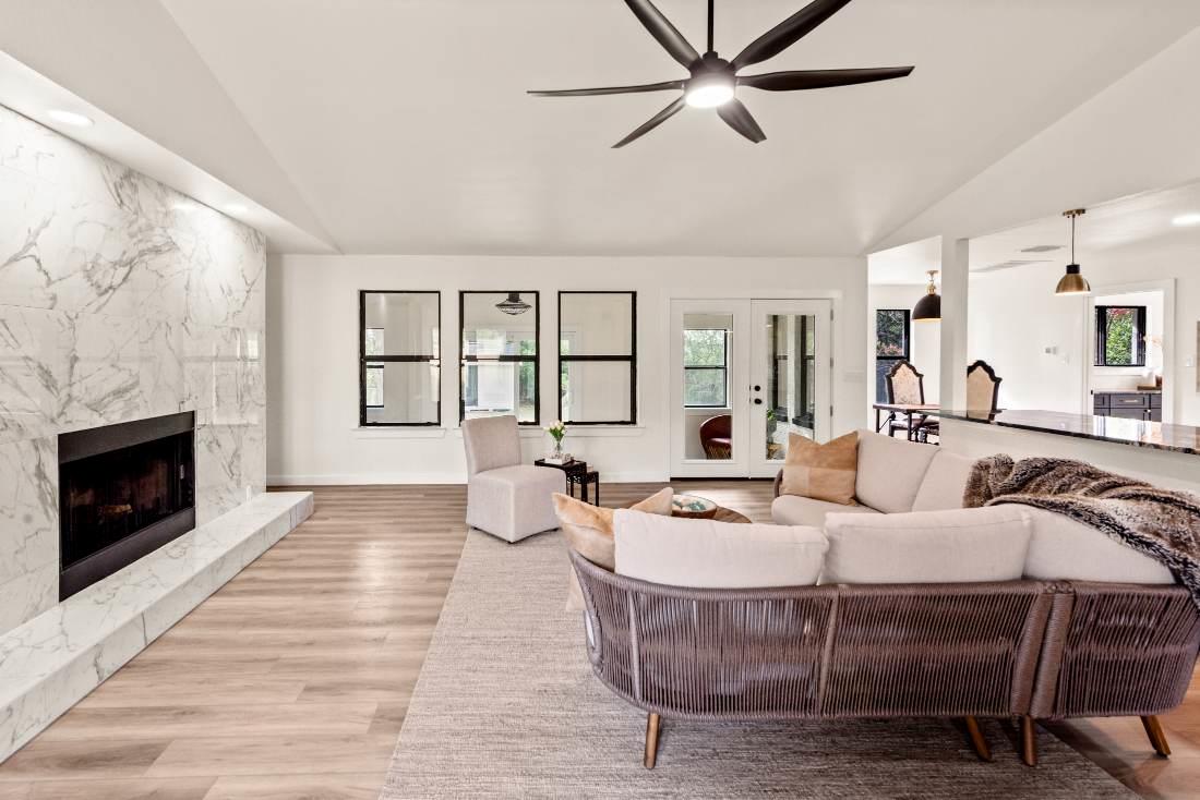 8401 Persimmon Grv, Austin, TX 78737