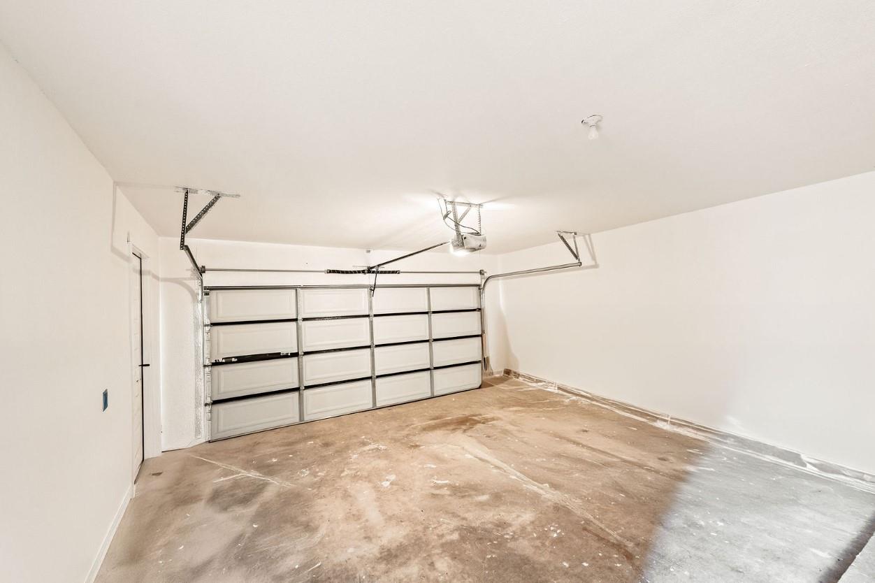 8401 Persimmon Grv, Austin, TX 78737
