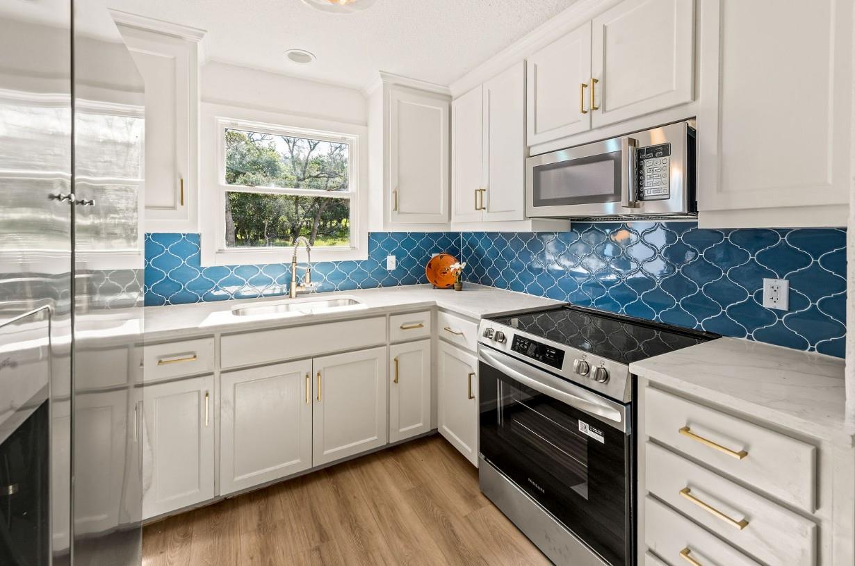 110 Windy Ridge Ln, Wimberley, TX 78676