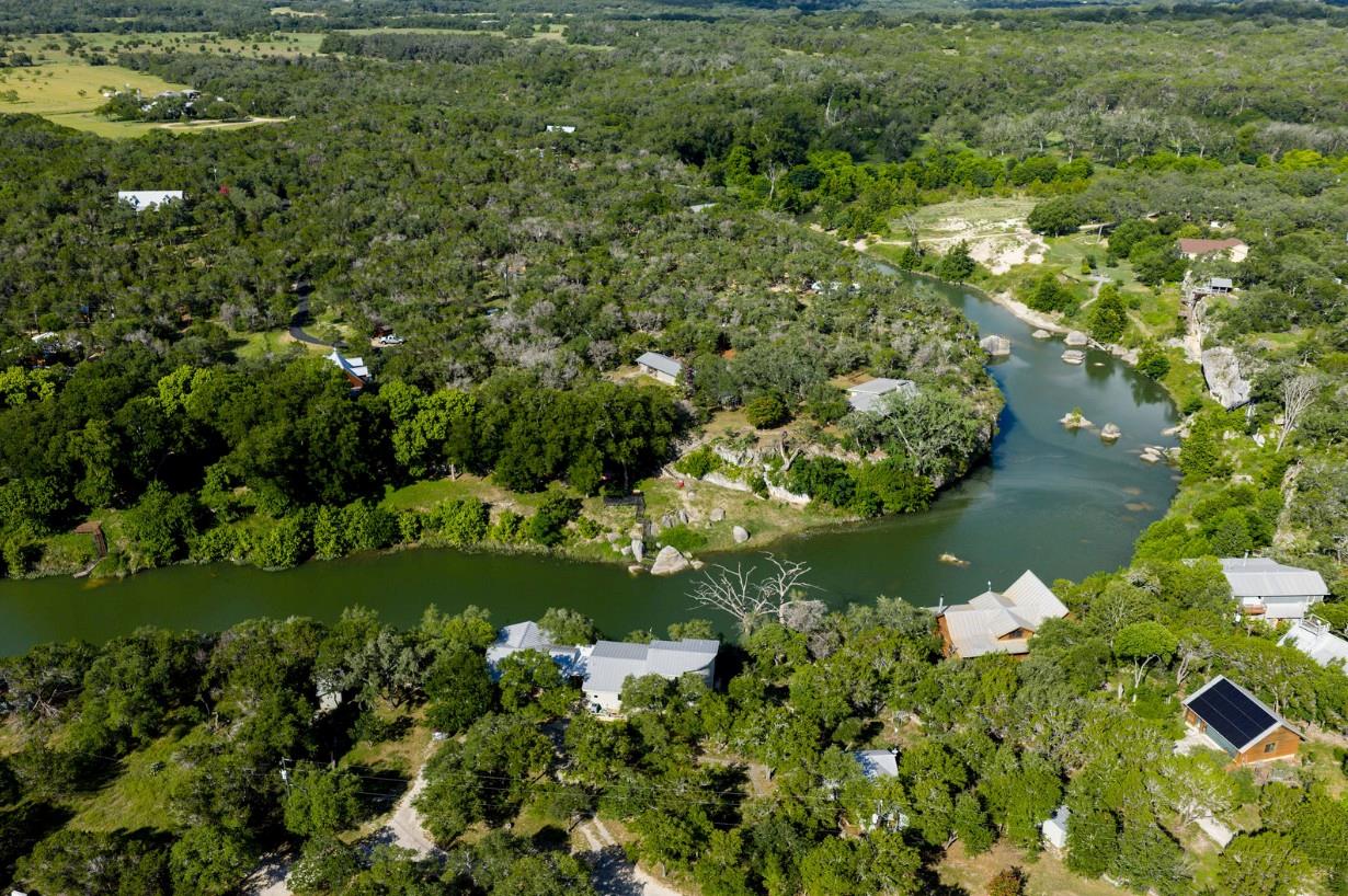 110 Windy Ridge Ln, Wimberley, TX 78676