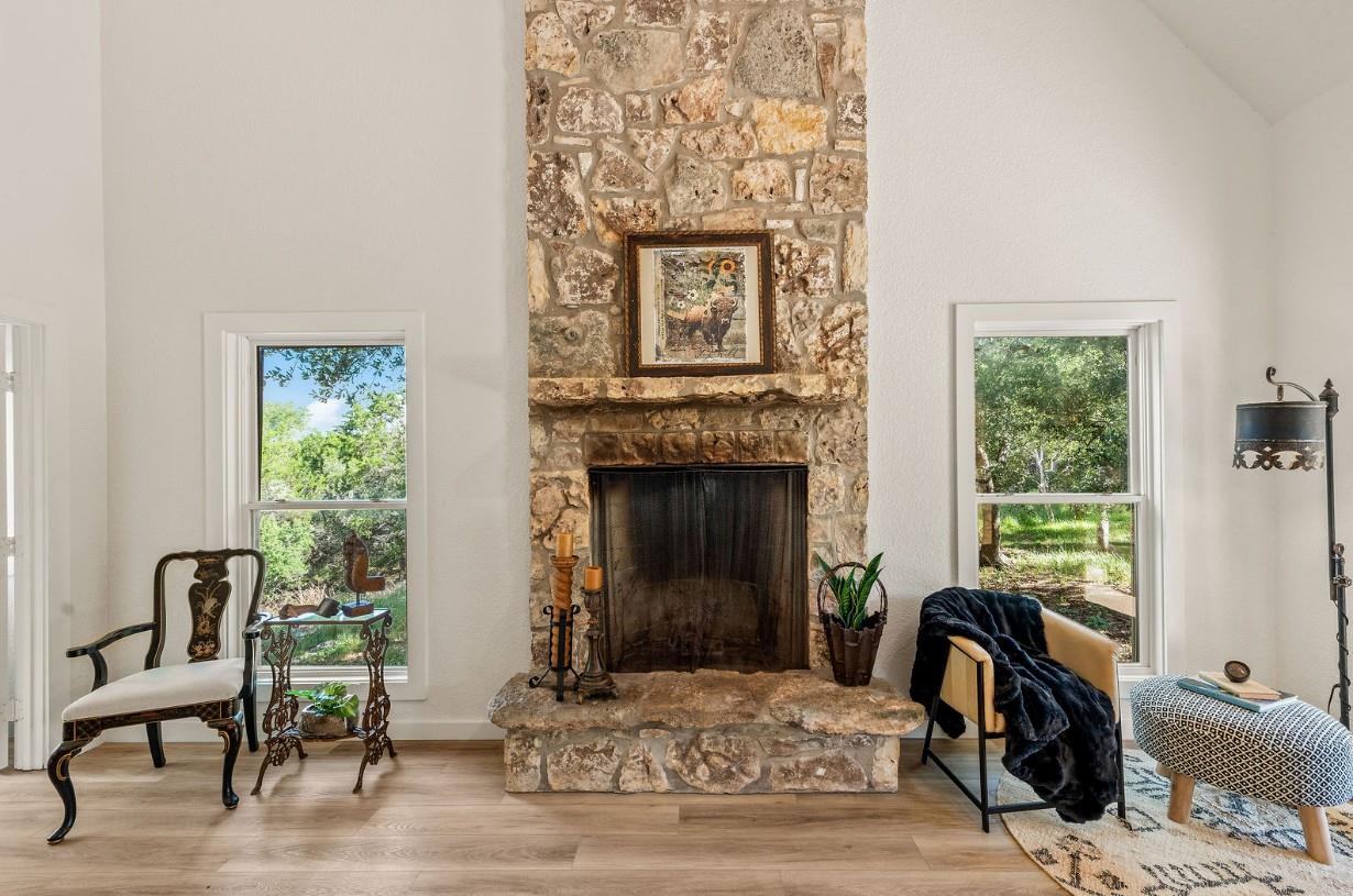 110 Windy Ridge Ln, Wimberley, TX 78676