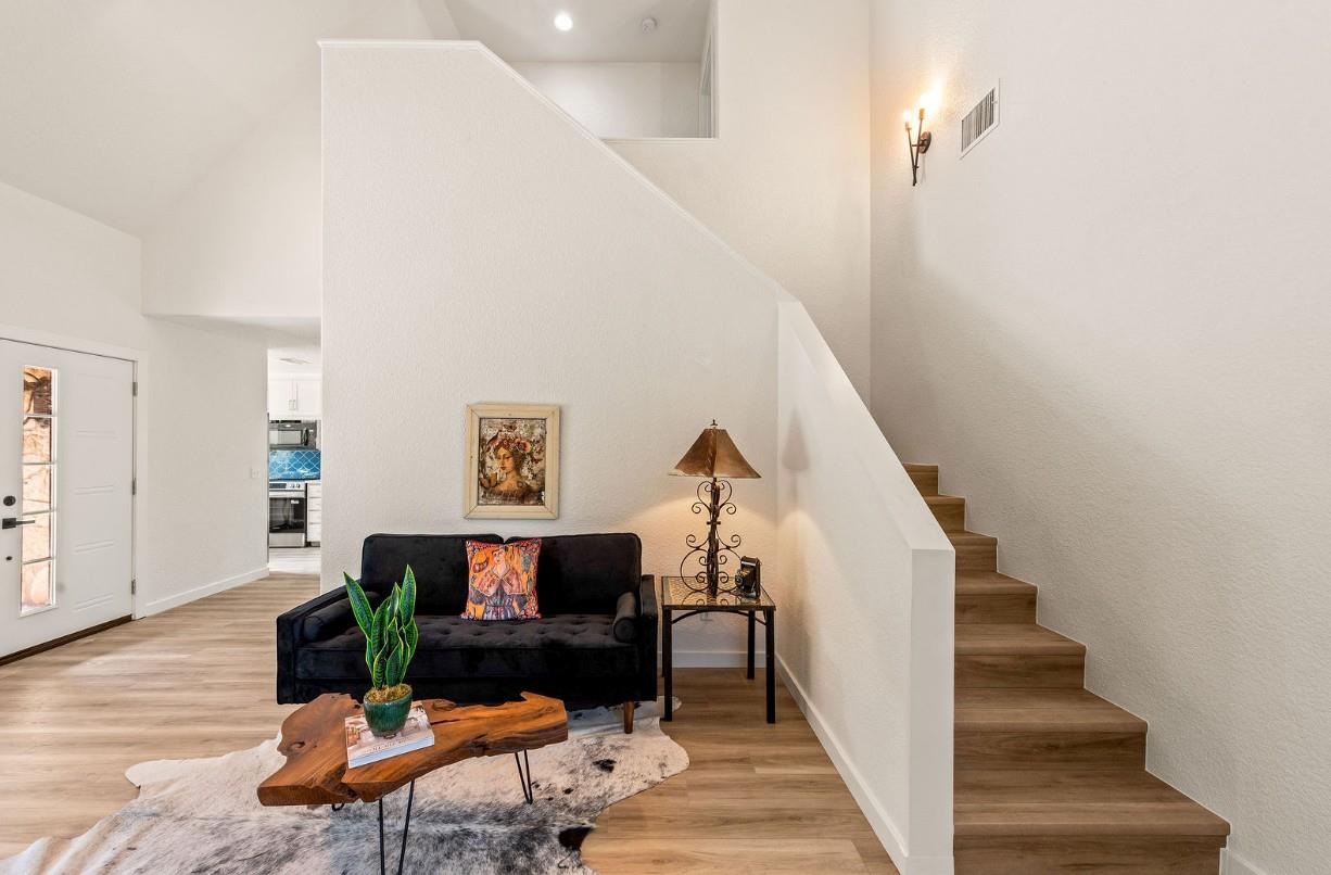110 Windy Ridge Ln, Wimberley, TX 78676